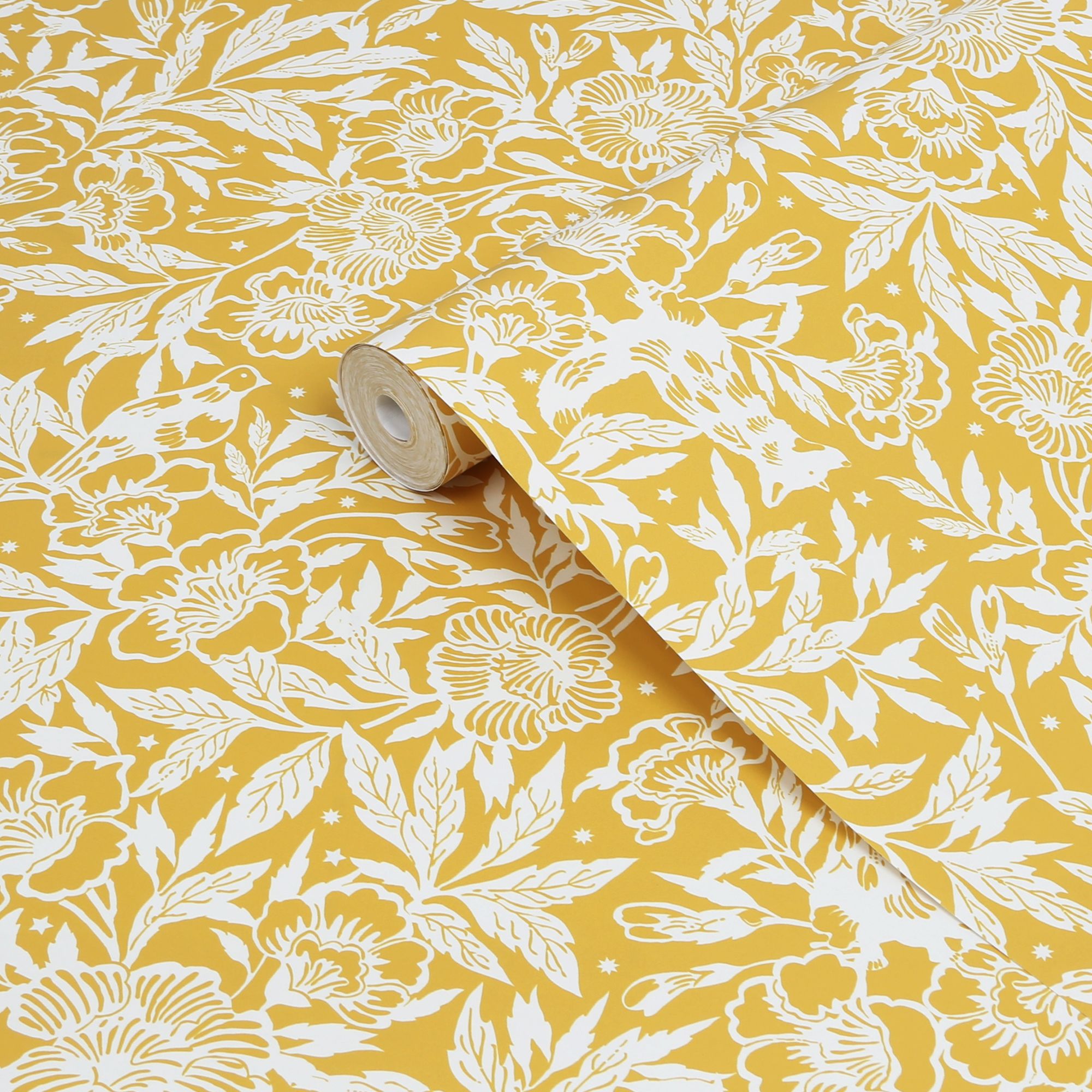 Joules Yellow Ditsy floral Smooth Wallpaper