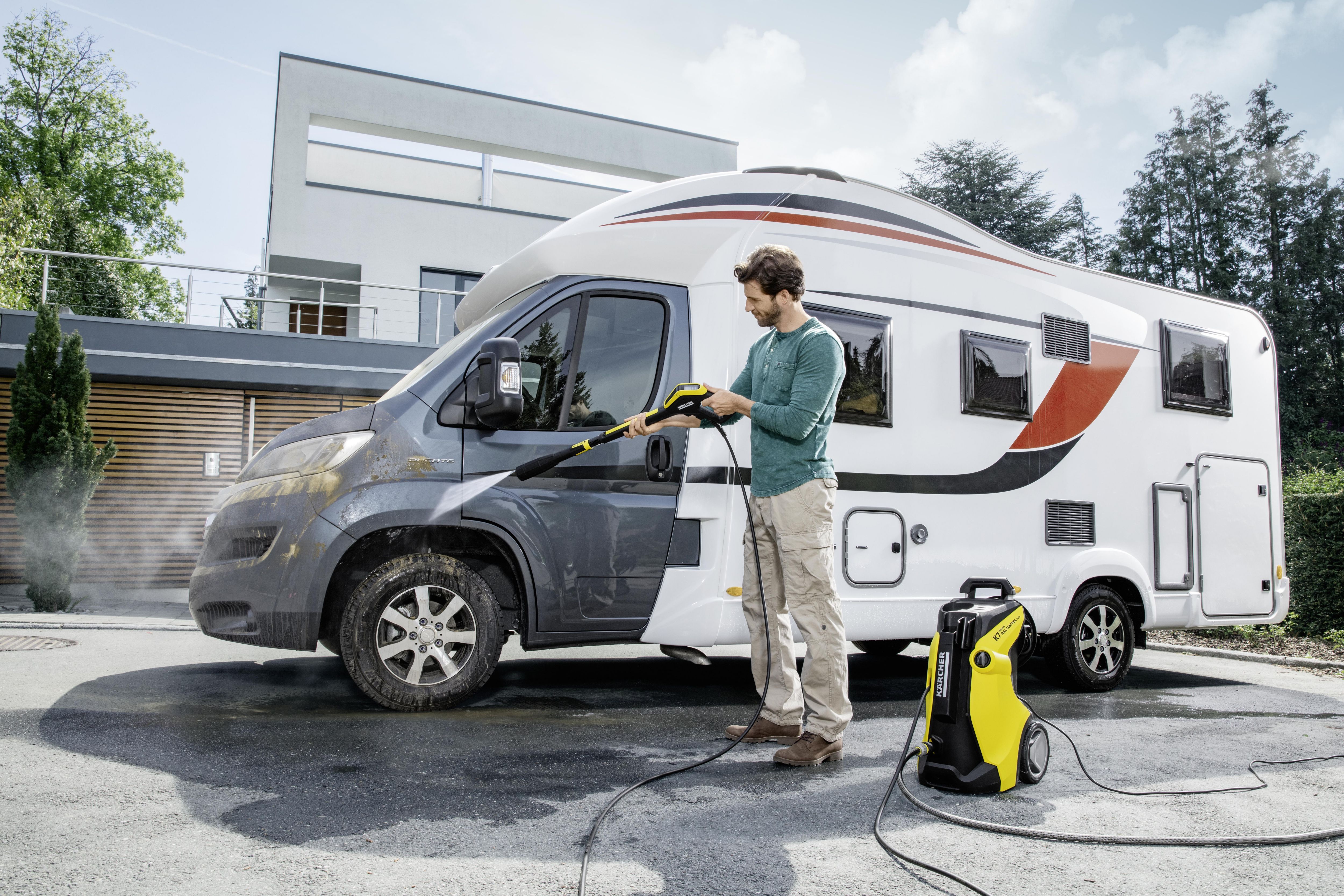 Kärcher Premium full control plus K7 Corded Pressure washer 2.8kW
