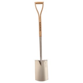 Kent & Stowe Garden Digging Tools Metal Rounded Digging Spade (L) 915mm x (W) 140mm