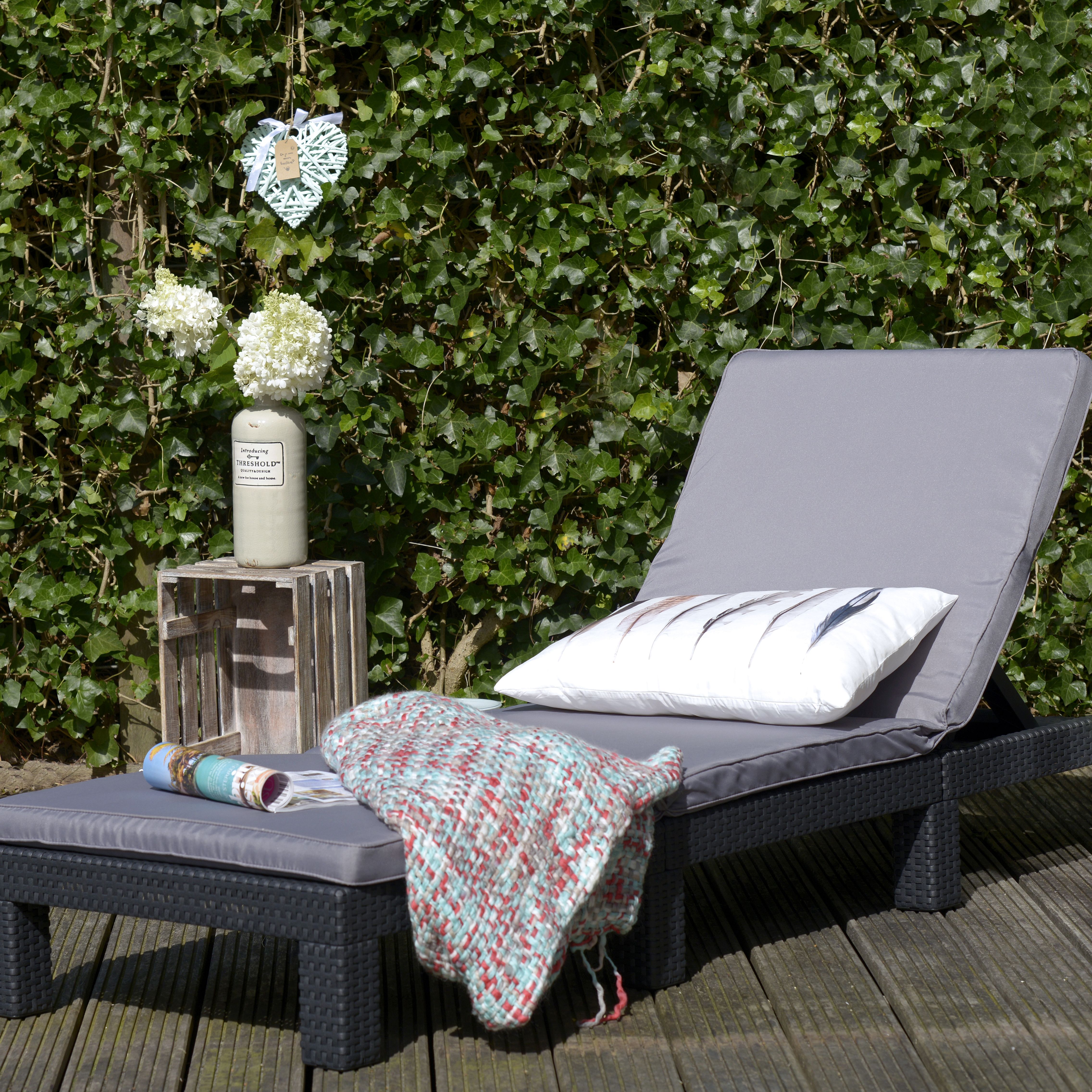 Allibert daytona sunlounger graphite outlet