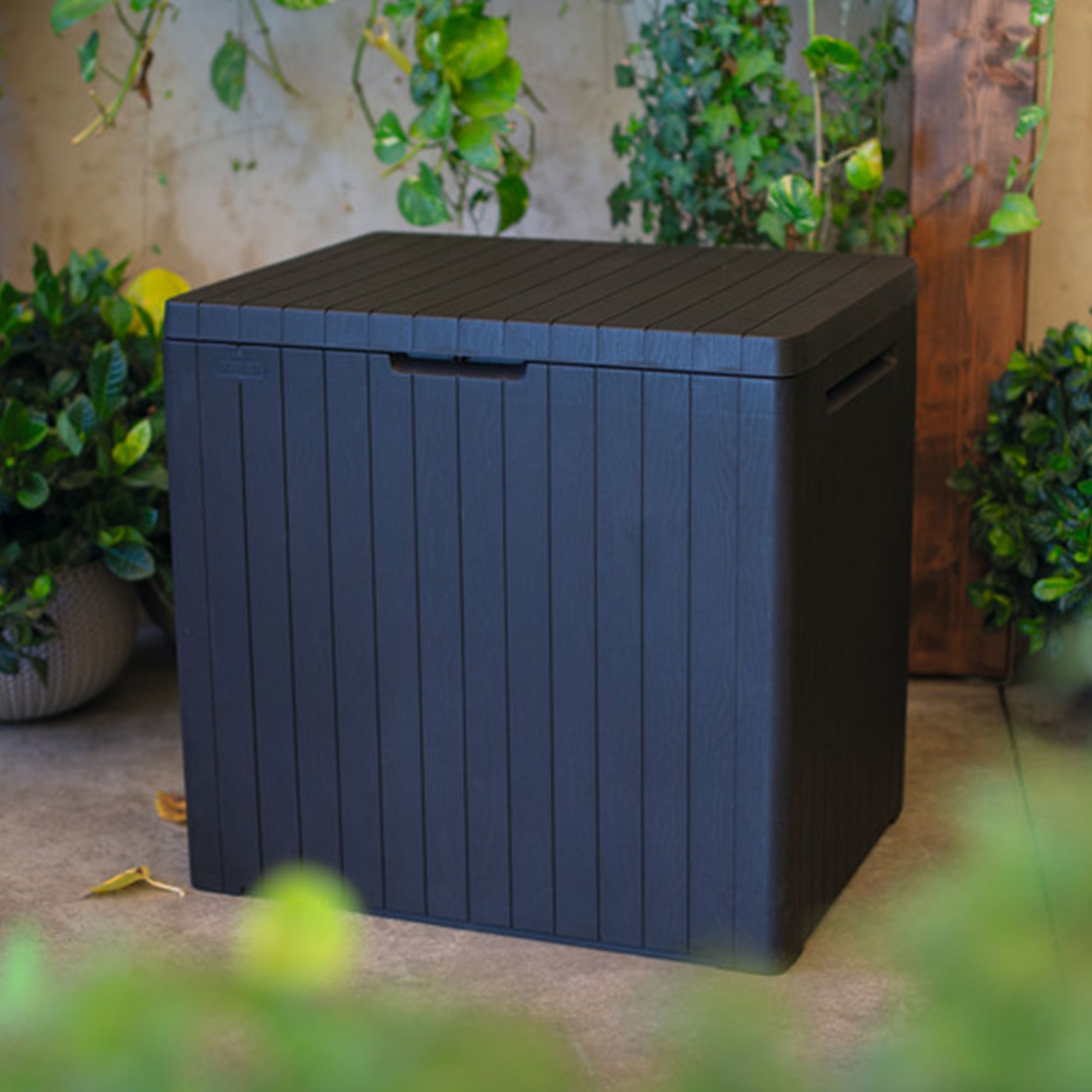 Keter City Box 113L Polypropylene Garden storage - Graphite
