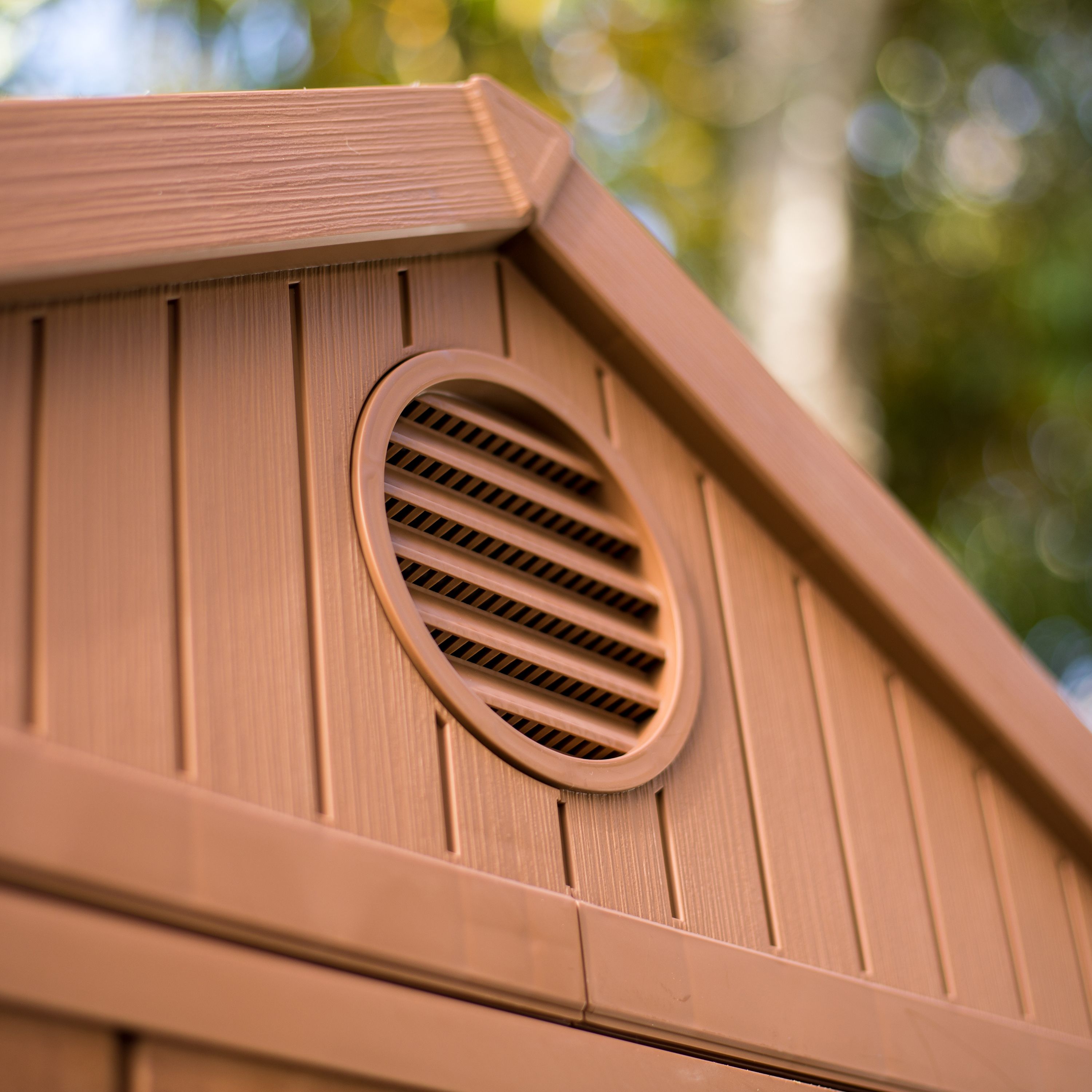 Keter Darwin 4x4 ft Apex Plastic Shed with floor (Windowless) (Base ...