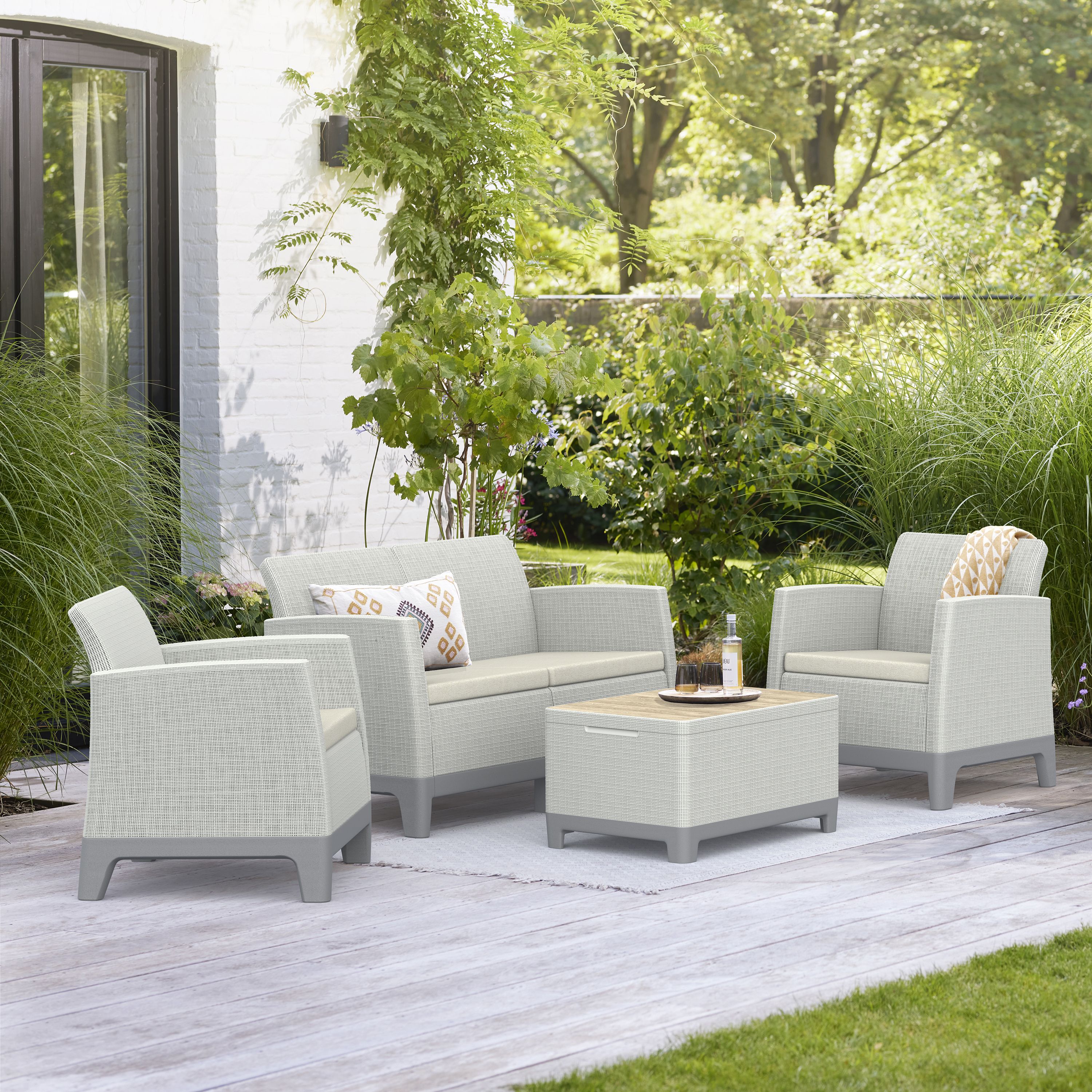 Keter Scandi Pebble Grey 4 seater Coffee set