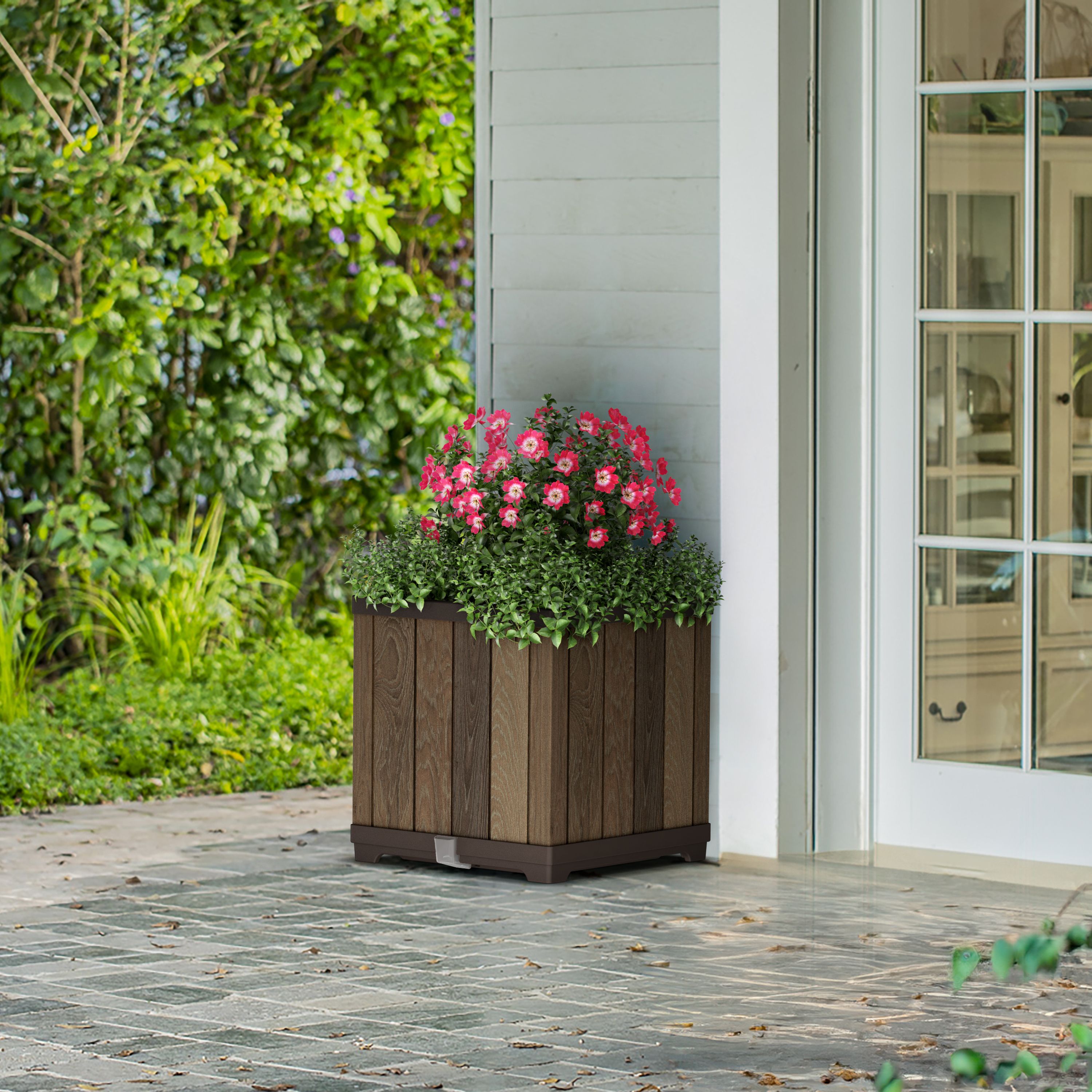 Keter Signature Square Plastic resin Planter 81L - Walnut