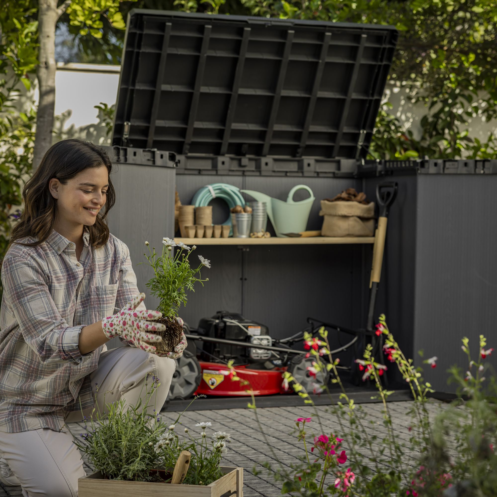Keter Store It Out Darwin 1150L Resin Garden storage - Grey