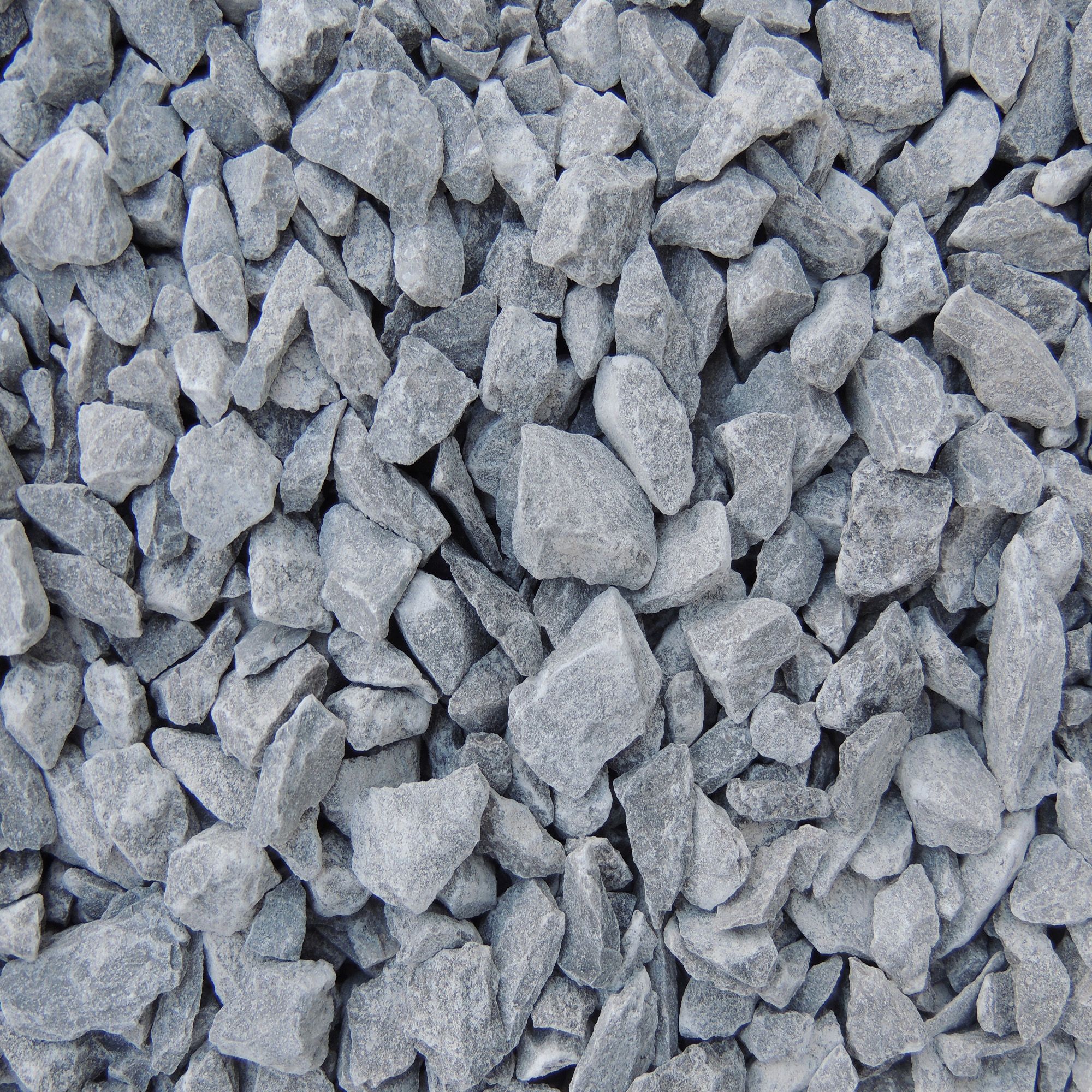 Kilsaran Castletown Multicolour Decorative stones, Large Bag DIY at B&Q