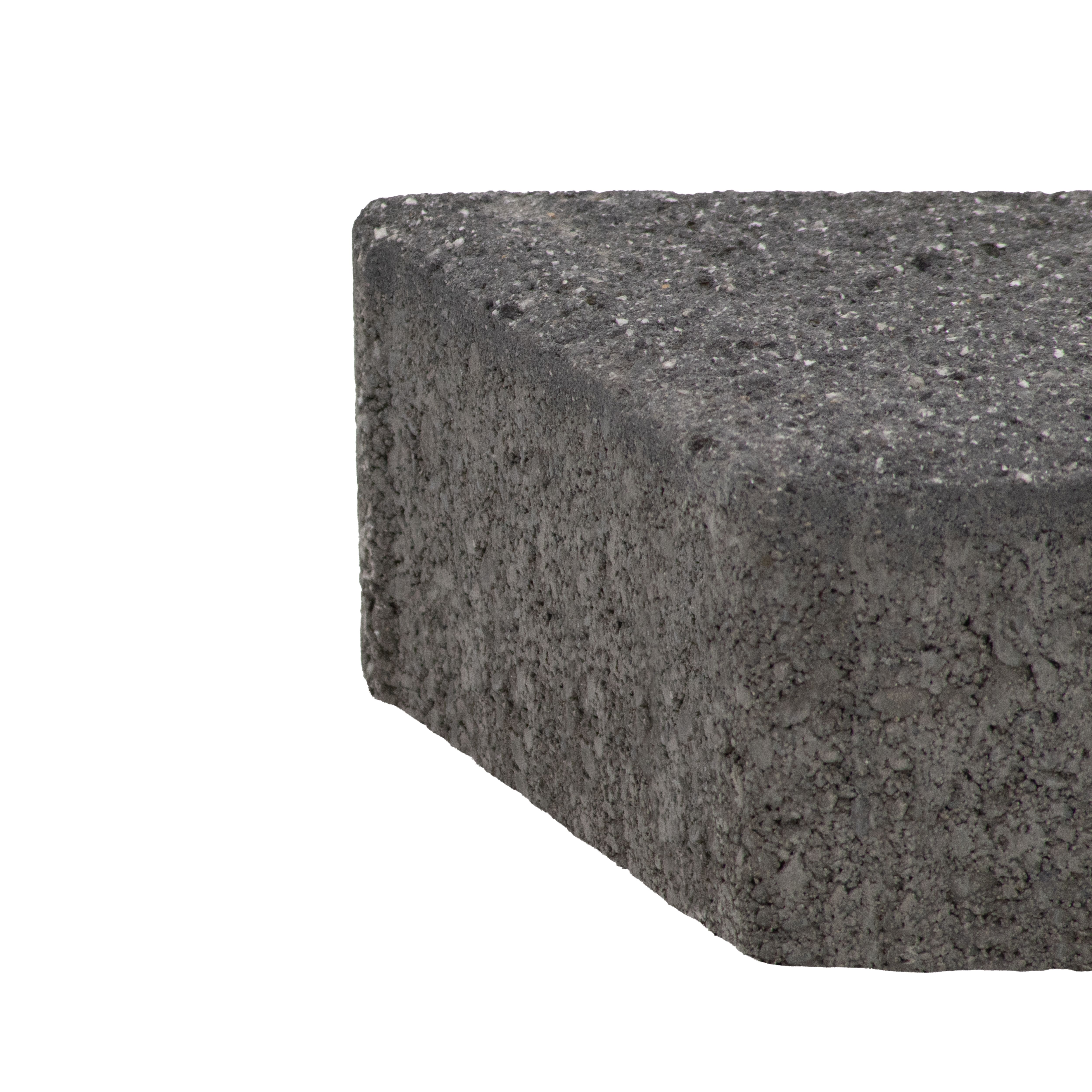 Kilsaran Hexo half Black Granite Sett (L)100mm (W)230mm