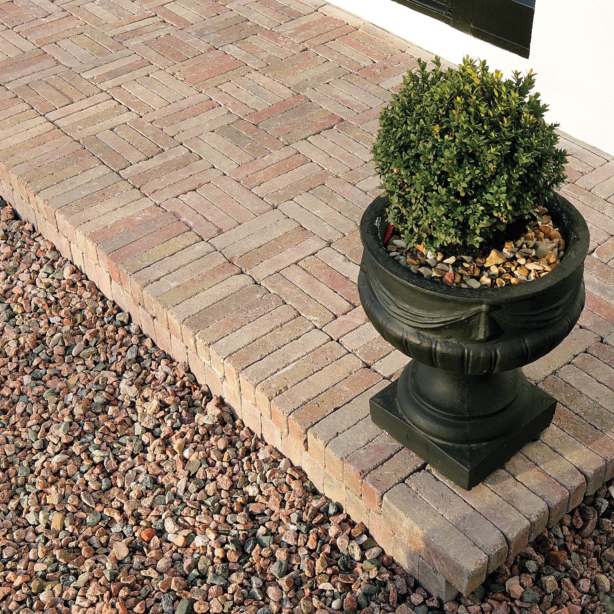 Kilsaran Inish Curragh Gold Concrete Sett (L)200mm (W)50mm