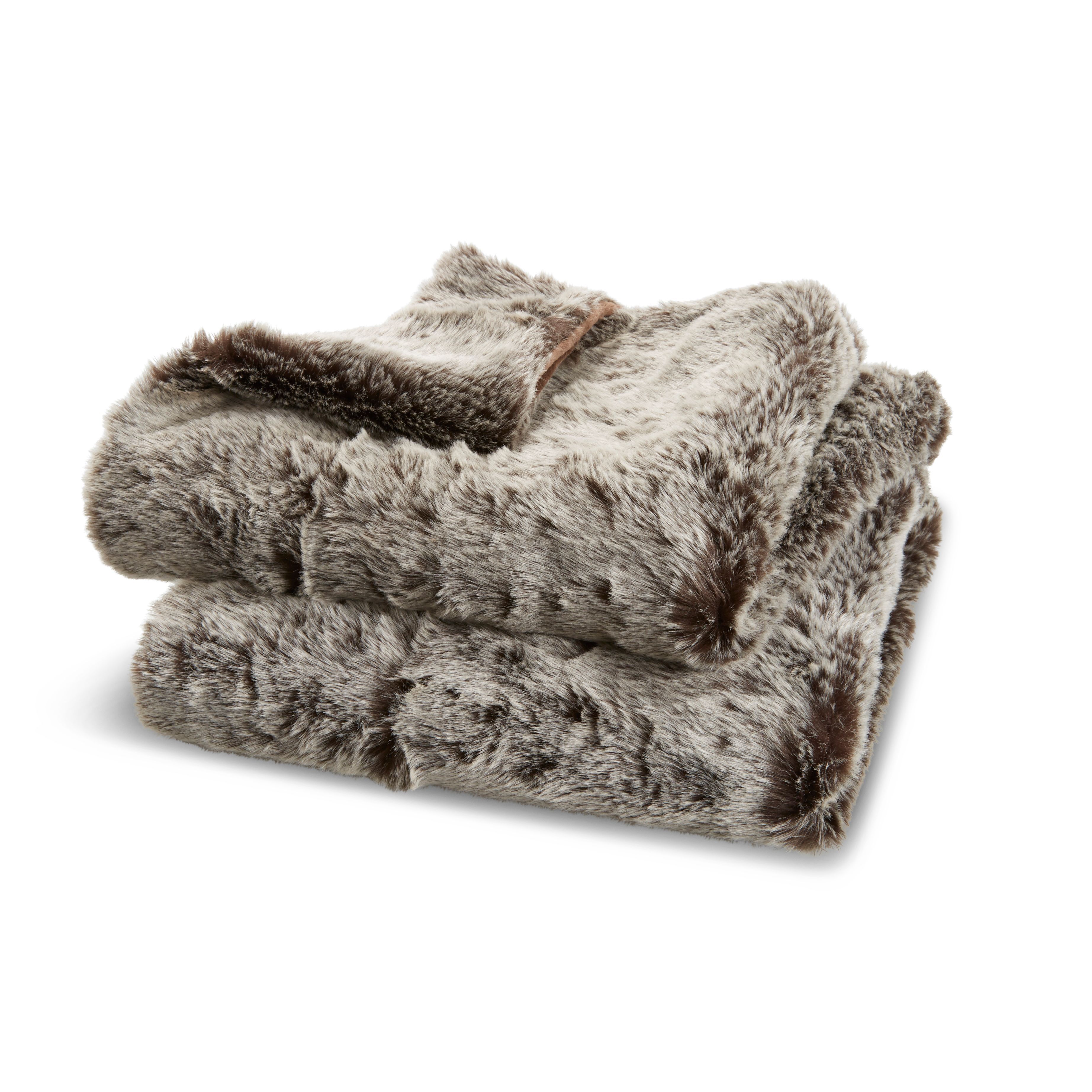Kinsley Grey Faux Fur Throw DIY at B&Q