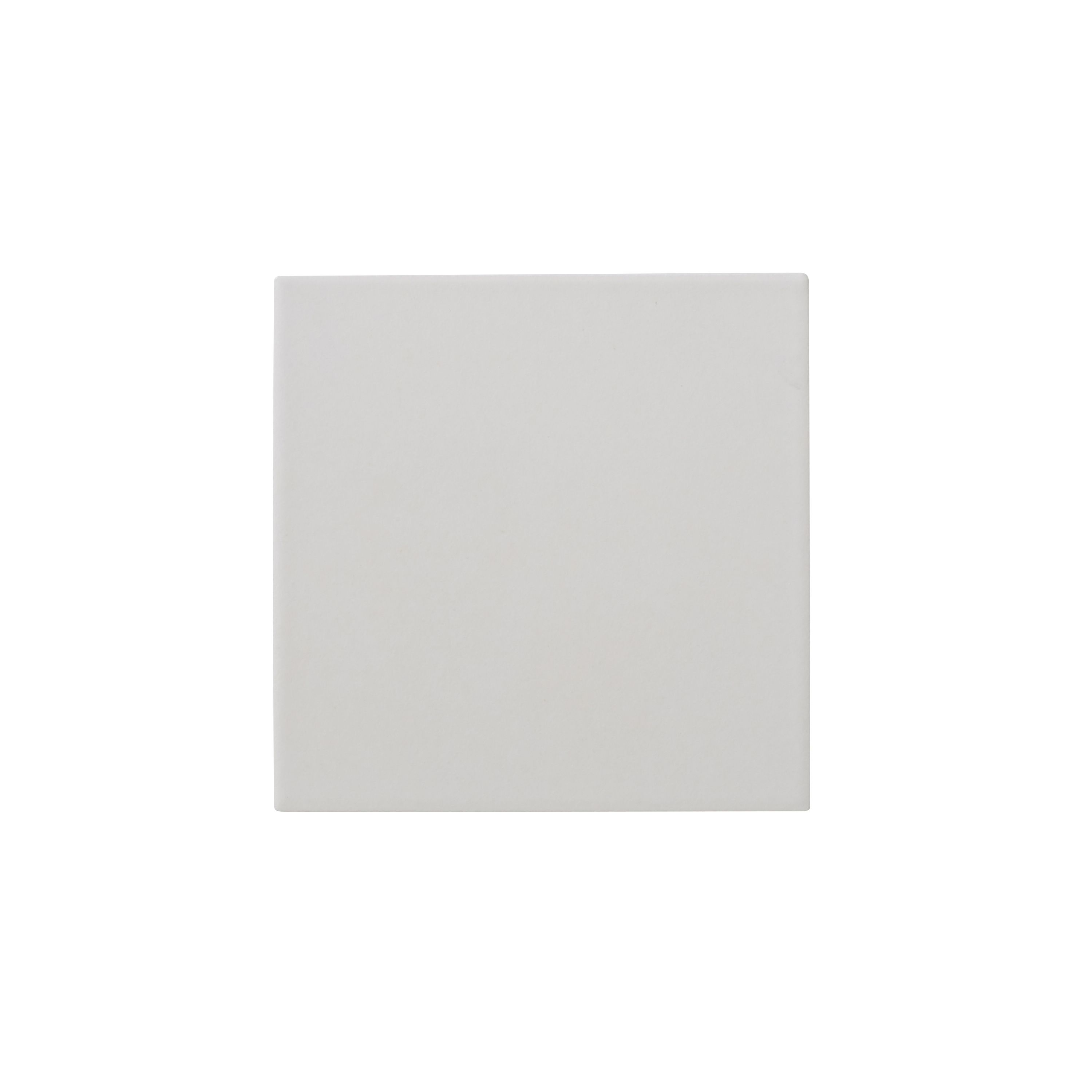 Konkrete White Matt Stone effect Porcelain Wall & floor Tile, Pack of 34, (L)200mm (W)200mm