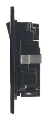 LAP Flat Switched Screwless Socket with USB, x2 & Black inserts