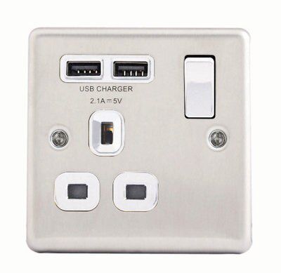 LAP Raised rounded Switched Socket with USB, x2 & White inserts