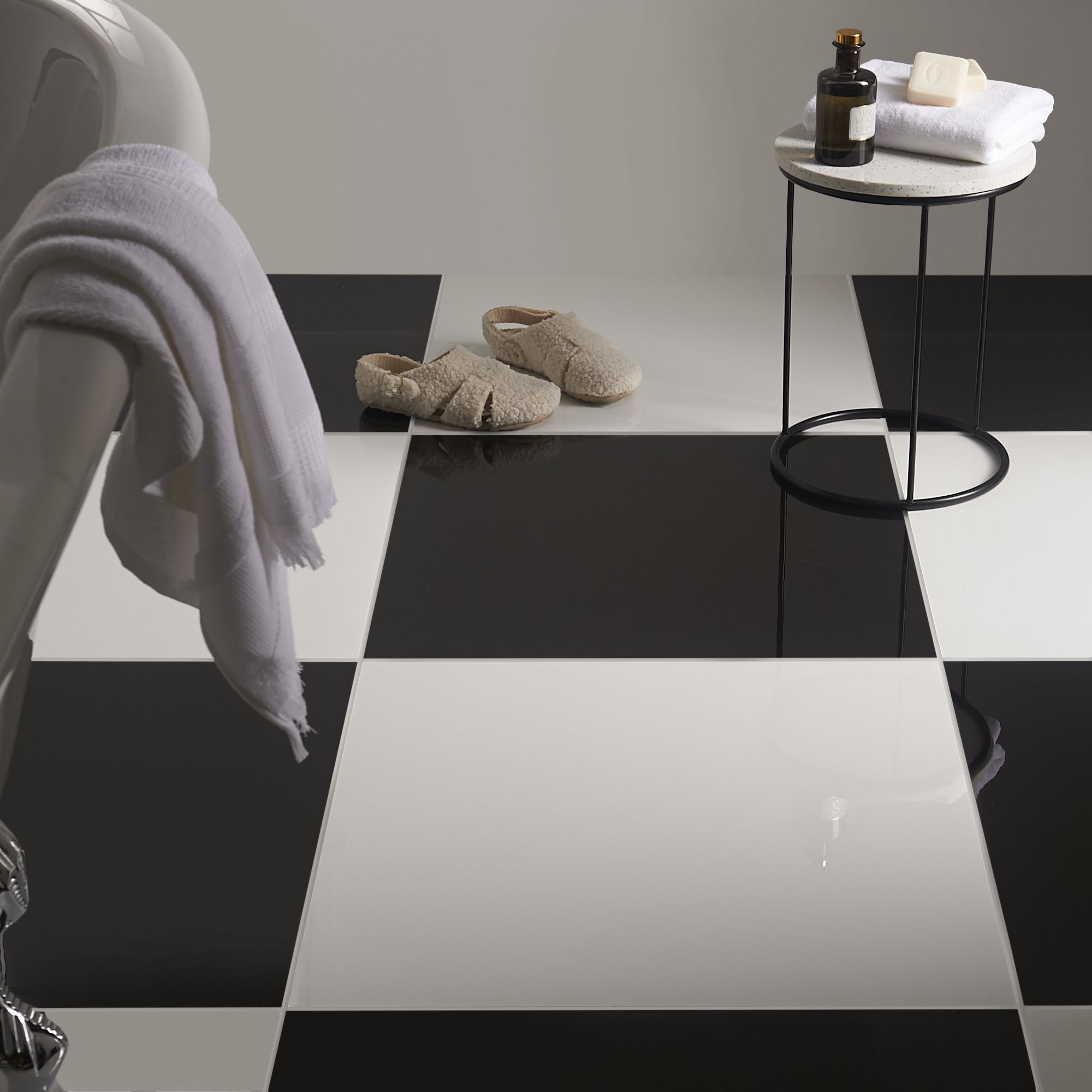 Latinie White Gloss Stone effect Porcelain Indoor & outdoor Wall & floor Tile, Pack of 3, (L)600mm (W)600mm