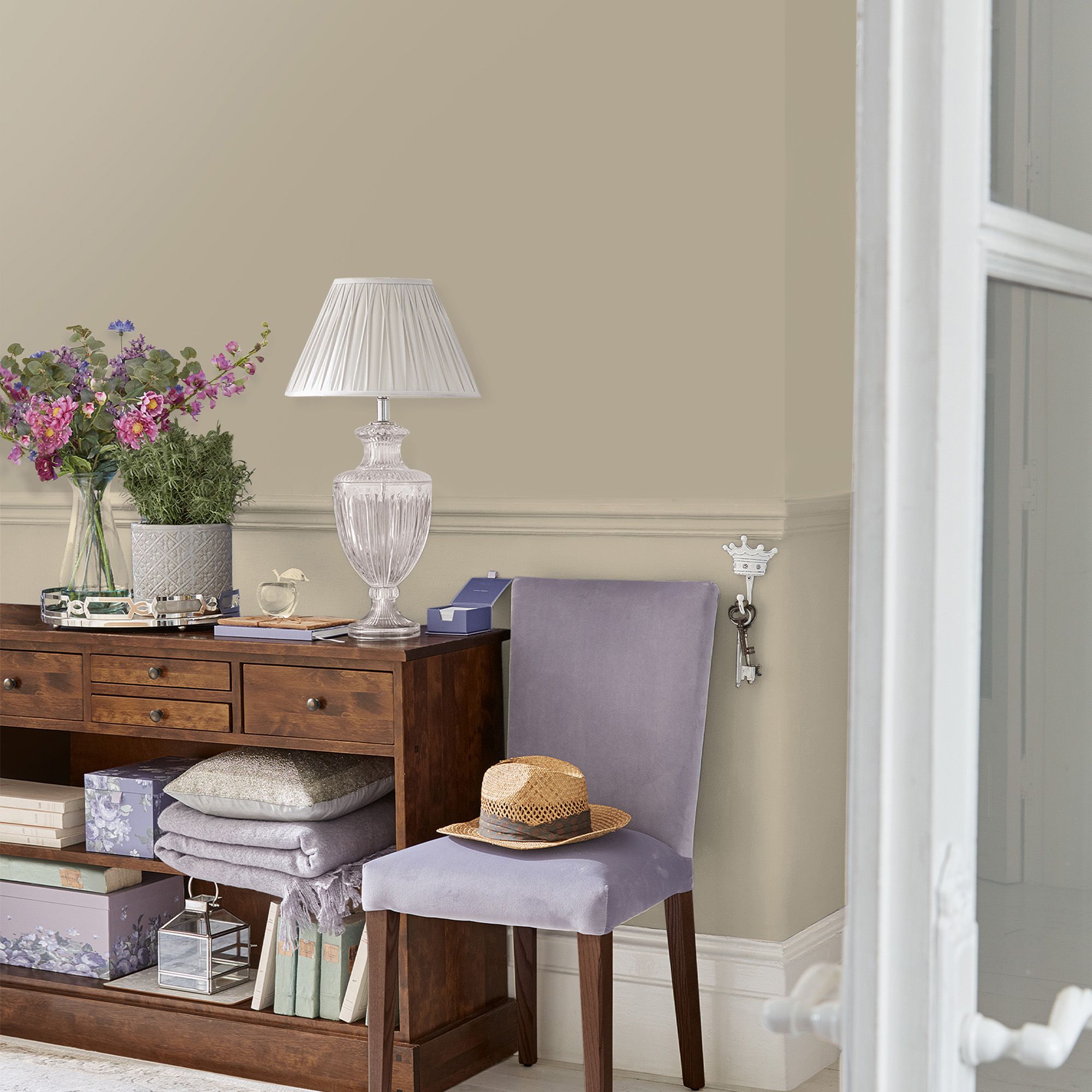 Laura Ashley Creamware Matt Emulsion paint, 100ml