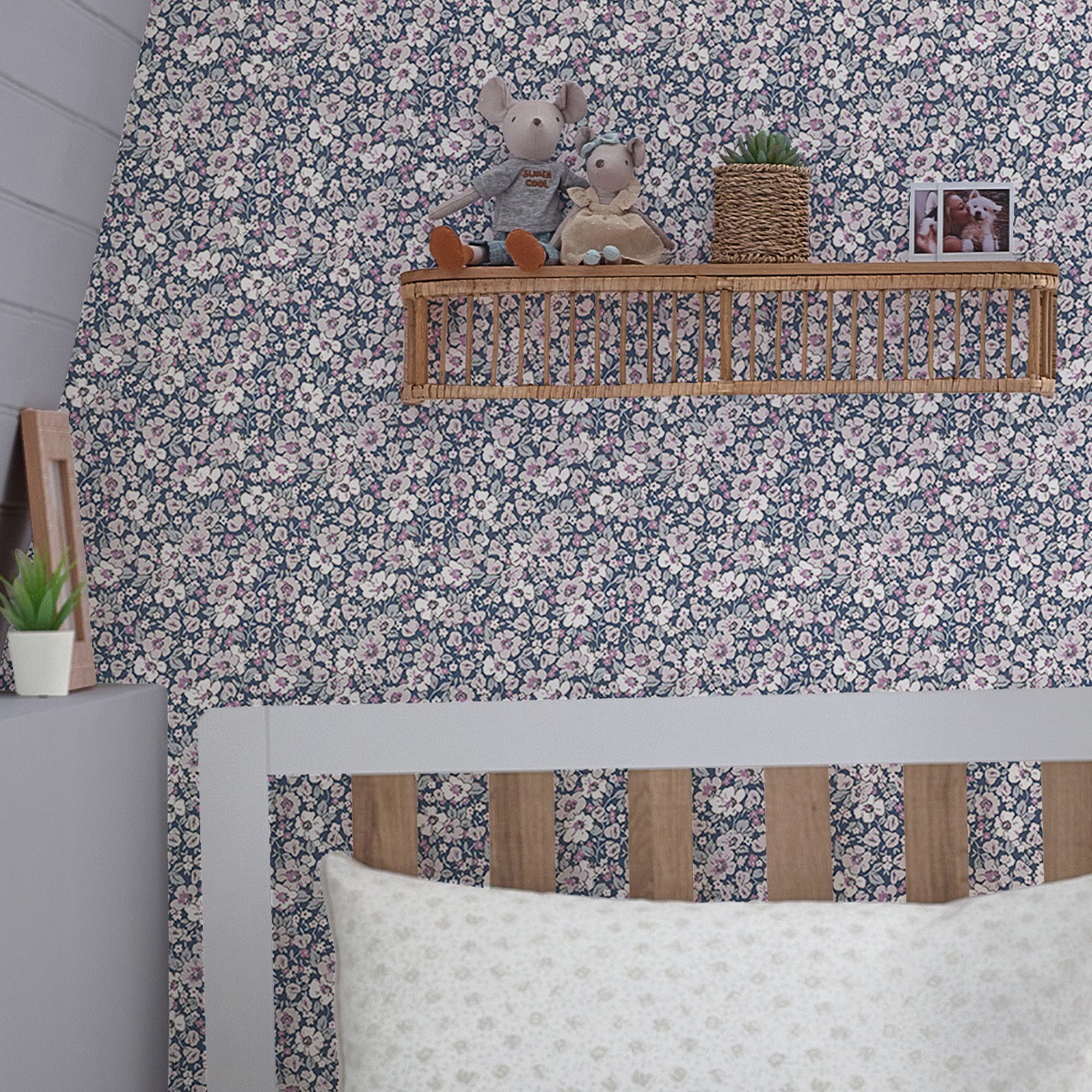 Laura Ashley Libby Purple Kids Smooth Wallpaper