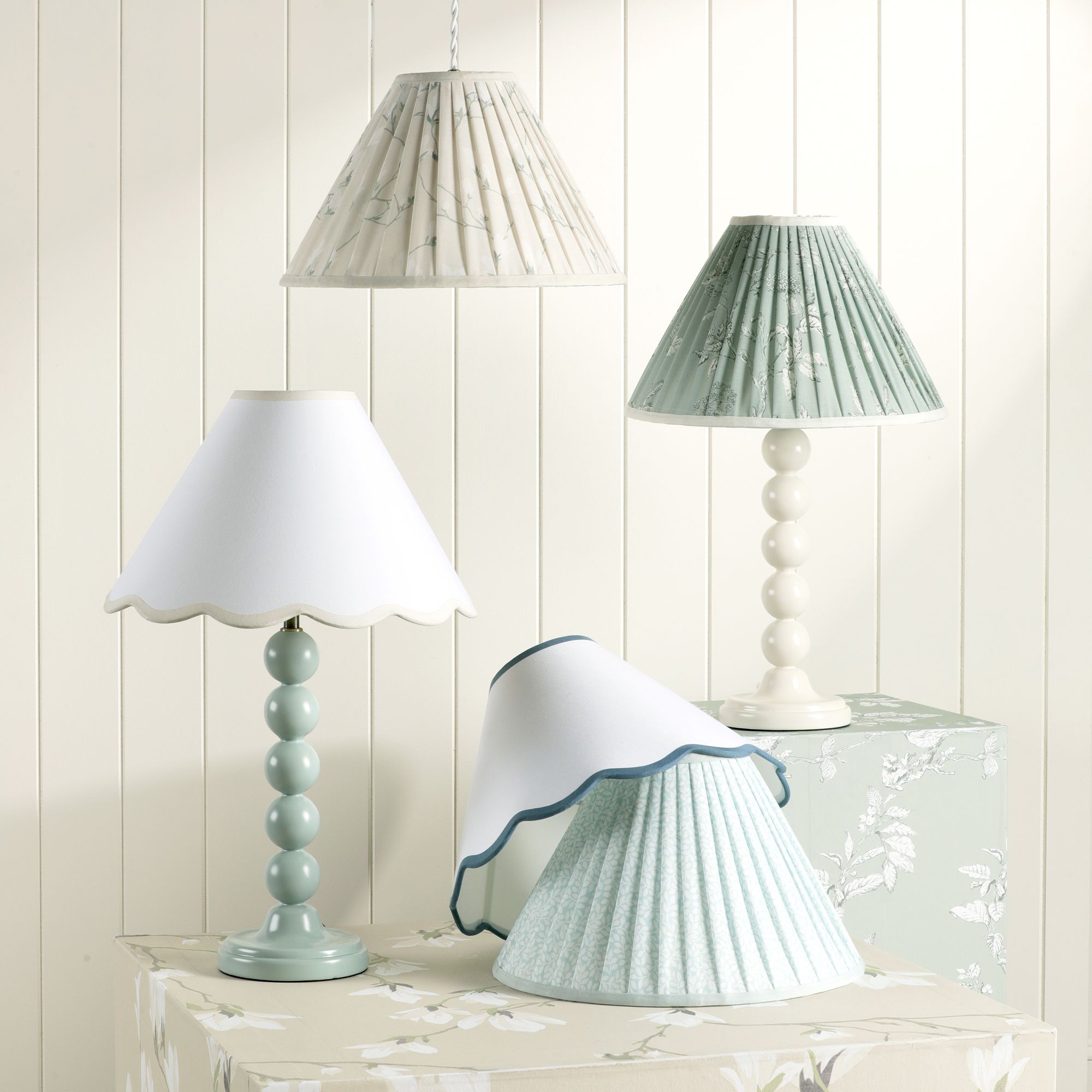 Laura Ashley Shennington Bobbin Cream Gloss Table lamp base