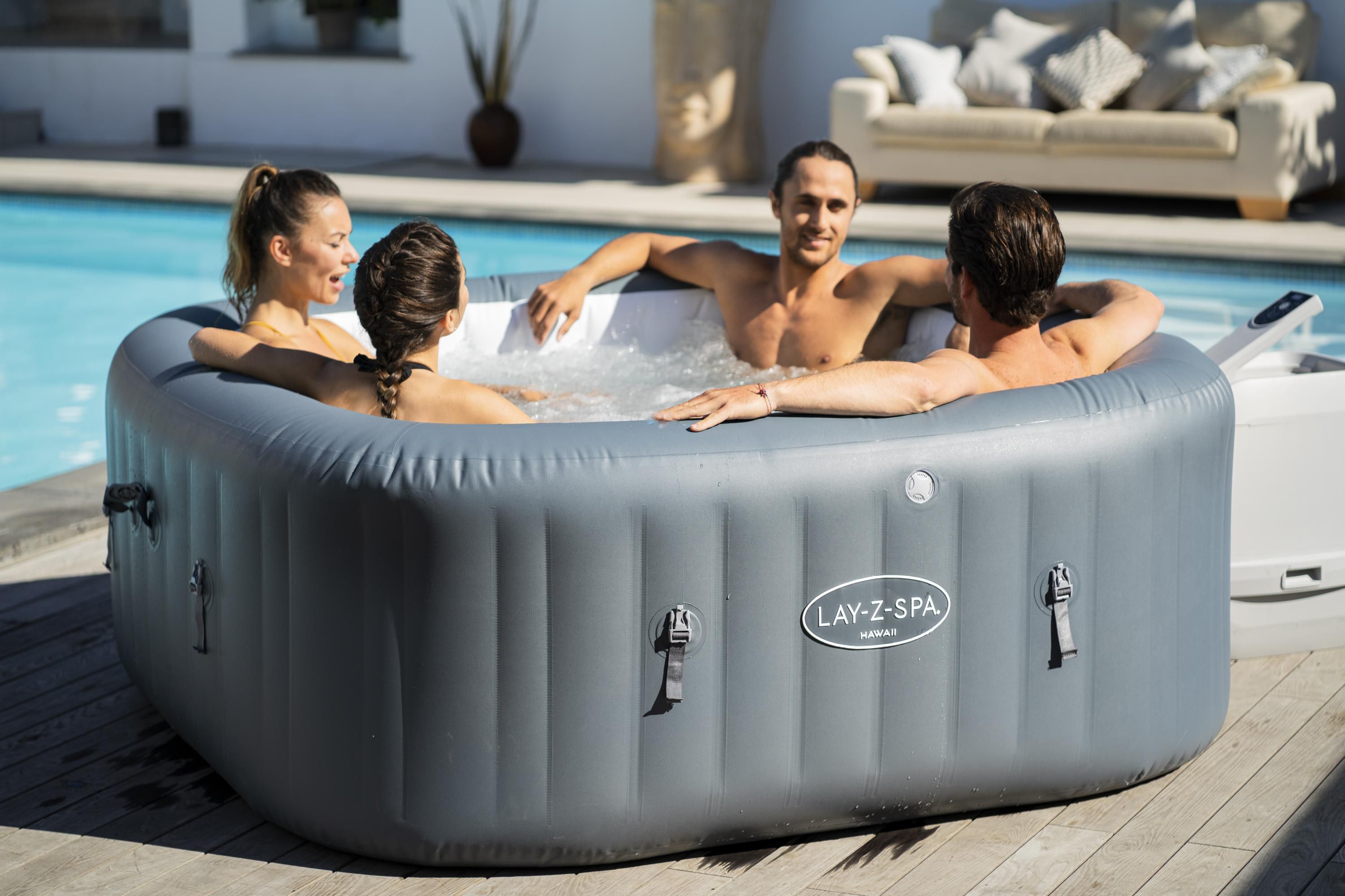 Lay-Z-Spa Hawaii Hydrojet 6 person Inflatable hot tub | DIY at Bu0026Q