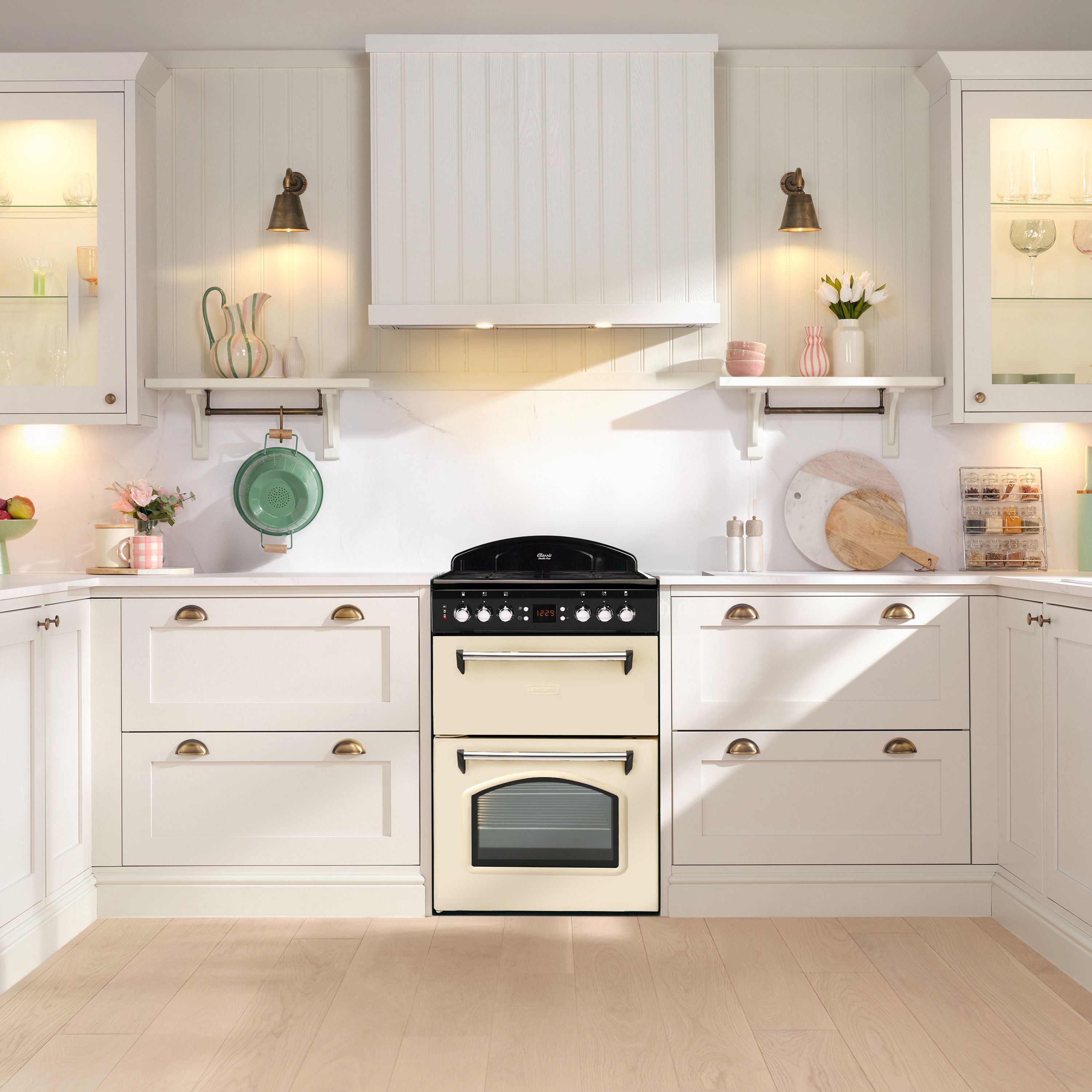Leisure CLA60GAC Freestanding Gas Range cooker with Gas Hob - Cream