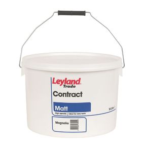 Leyland Trade Contract Magnolia Matt Emulsion paint, 10L