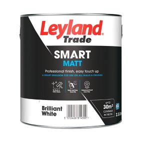 Leyland Trade Smart Brilliant White Flat matt Emulsion paint, 2.5L