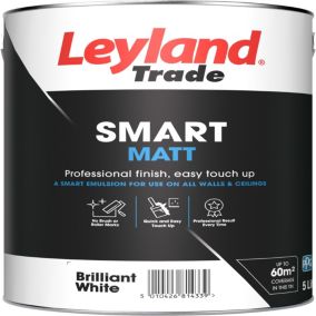 Leyland Trade Smart Brilliant White Flat matt Emulsion paint, 5L