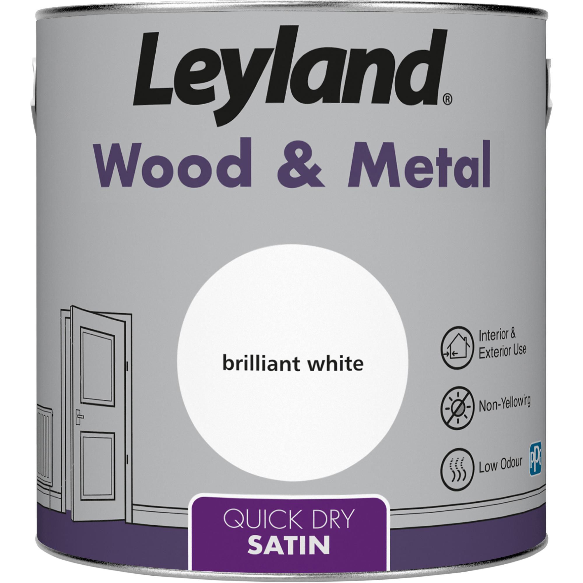 Leyland White Satinwood Metal & wood paint, 2.5L