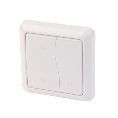 LightwaveRF White 1 gang Flat On/Off Screwless Switch | DIY at B&Q