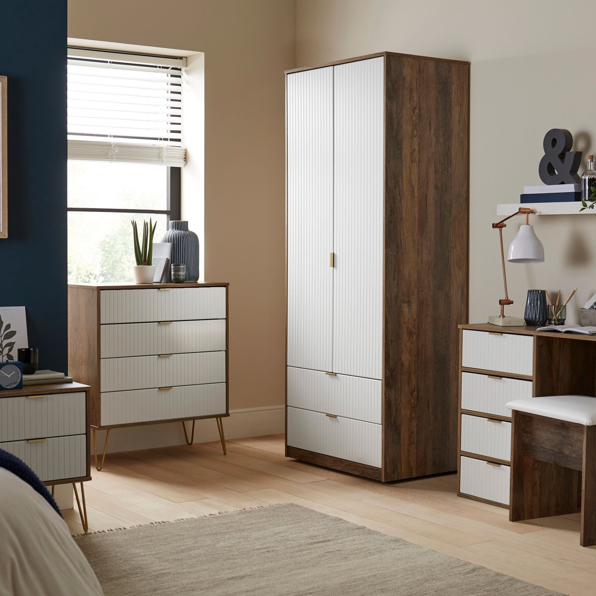 Linear Ready assembled Matt white dark oak effect 2 Drawer Bedside chest (H)505mm (W)395mm (D)415mm