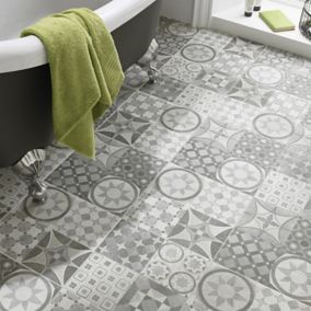 Lofthouse Grey Matt Patchwork Stone effect Ceramic Wall & floor Tile, Pack of 9, (L)333mm (W)333mm