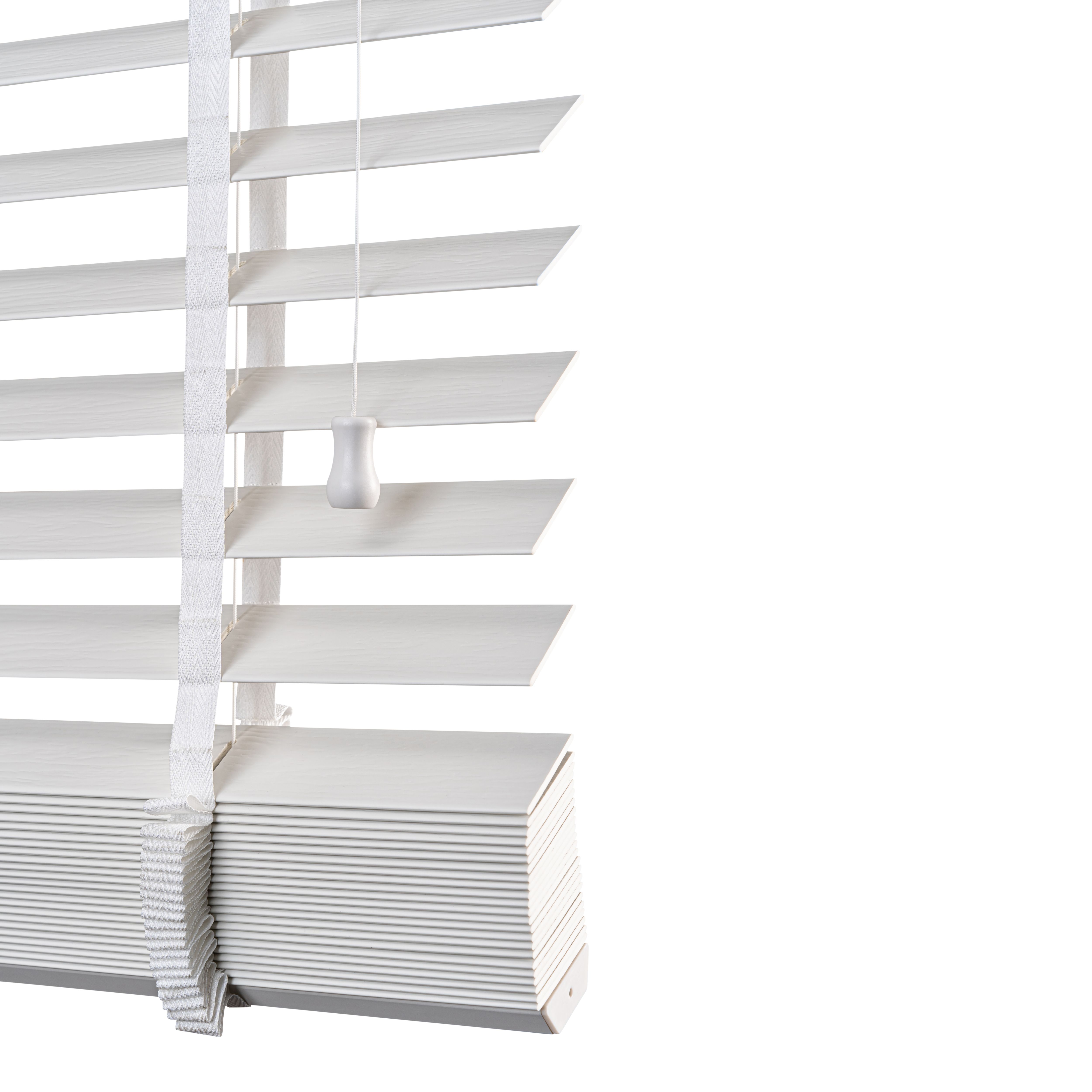 Lone White PVC Venetian Blind (W)180cm (L)180cm