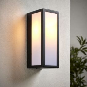 Longham Fixed Black Mains-powered (wired) Outdoor Wall light