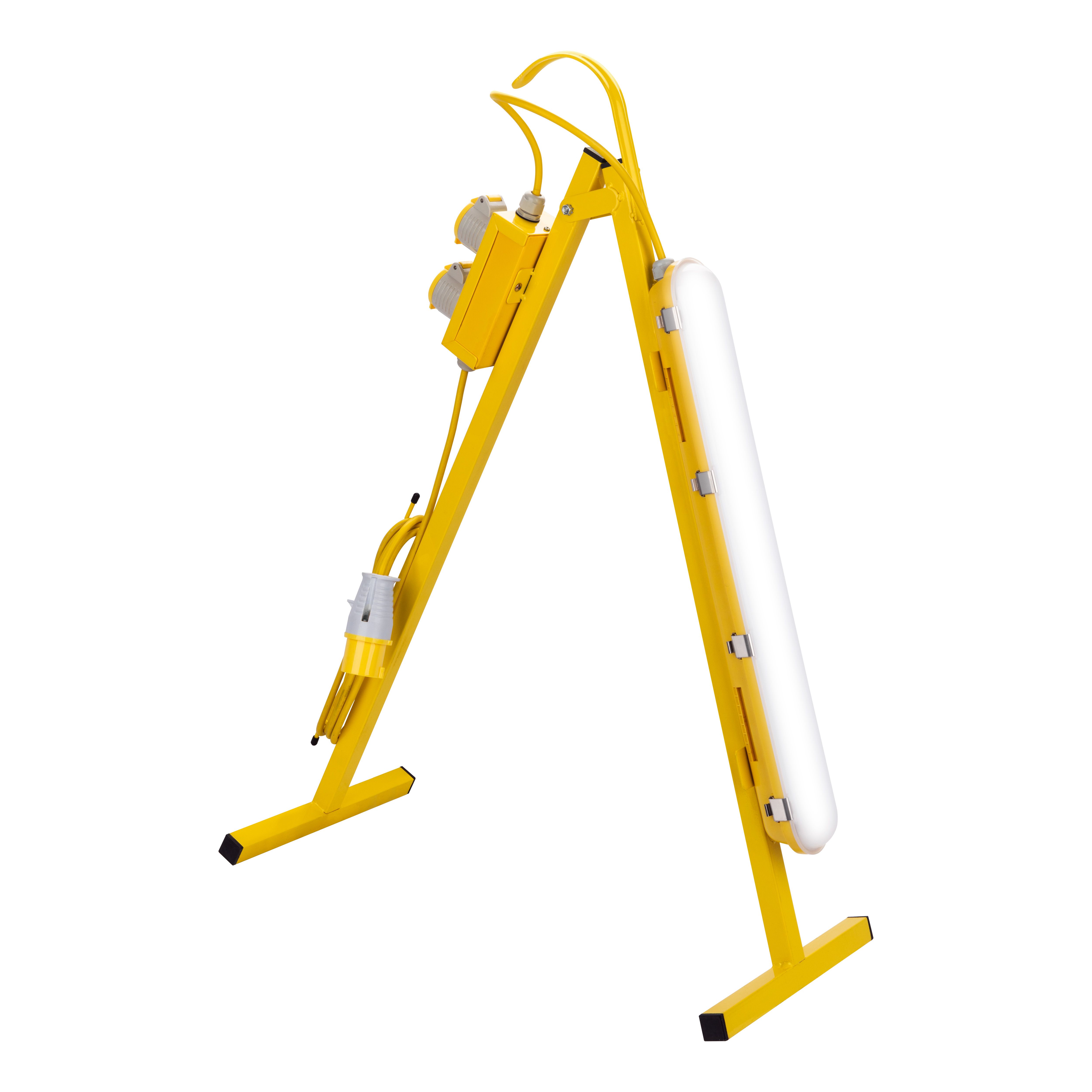 Luceco Plasterers 24W 3000lm Corded Integrated LED Work light with tripod