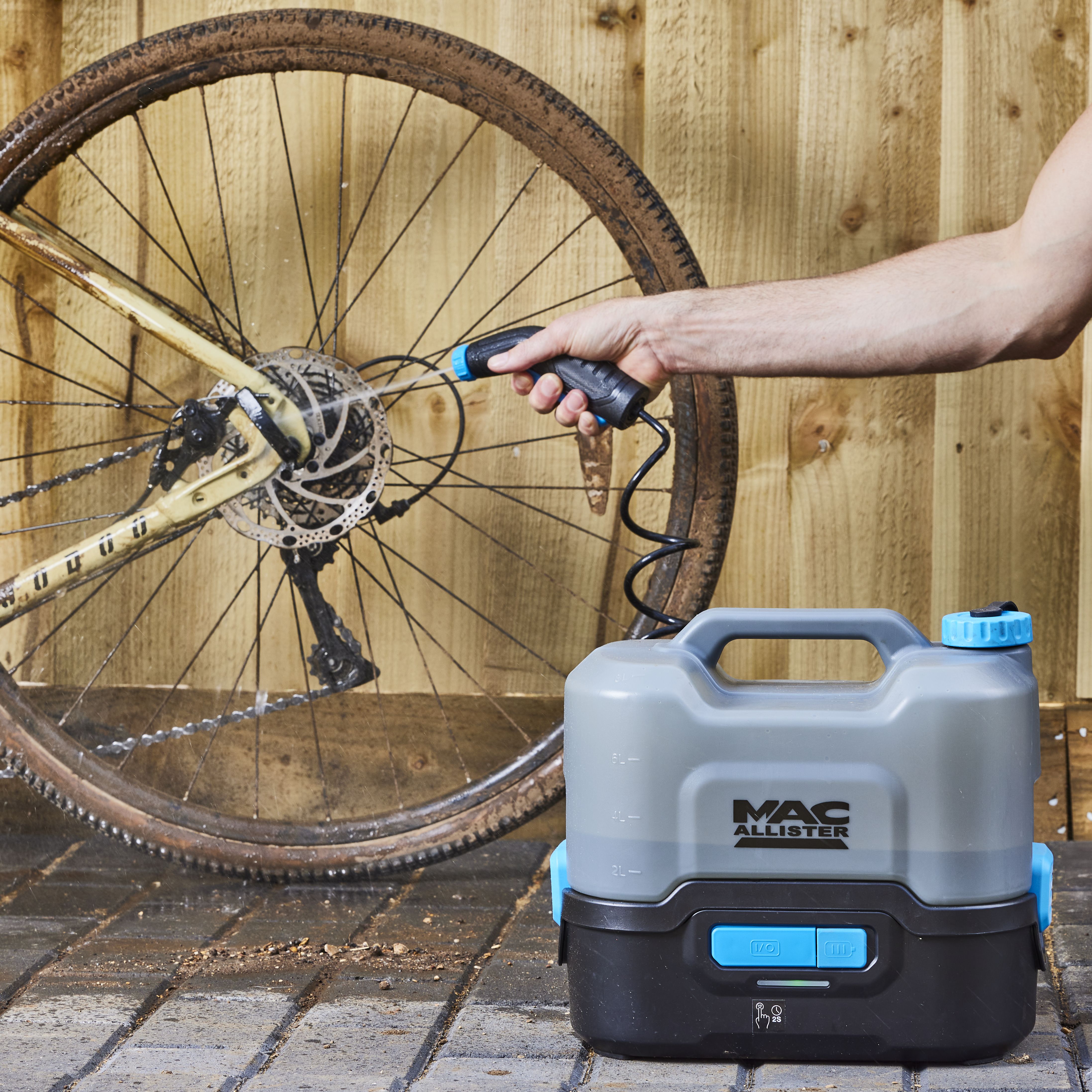 Mac Allister 12V MCG1231PRW Pressure sprayer