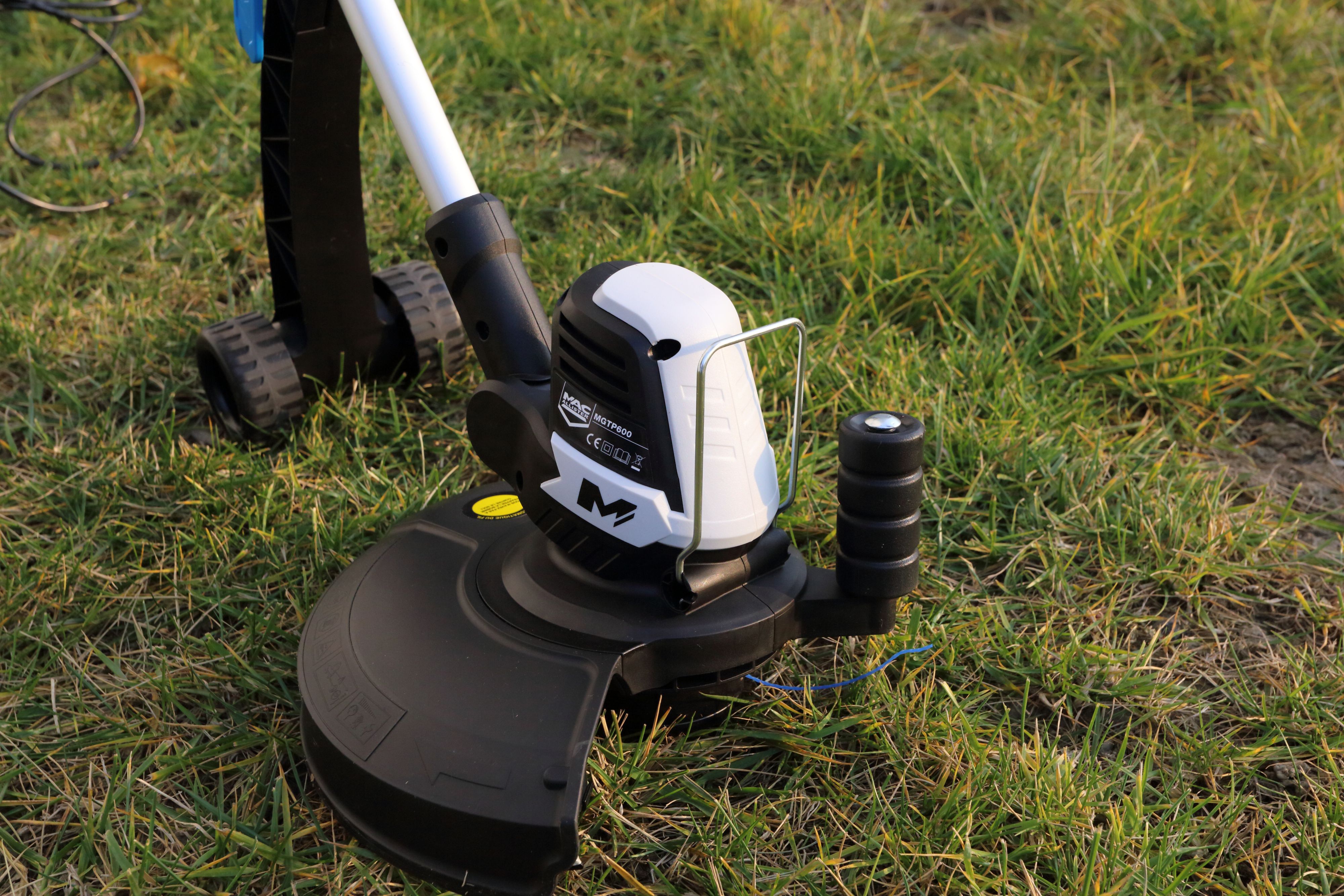Mac allister 600w clearance corded grass trimmer