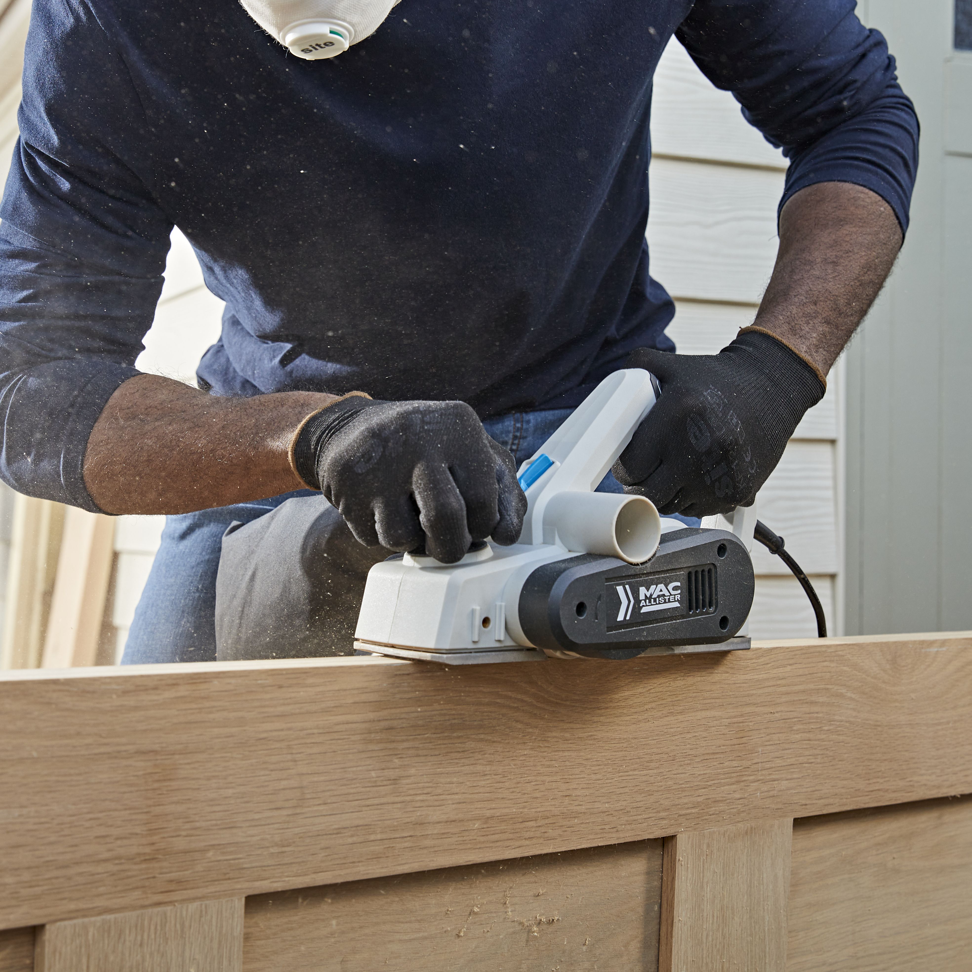 Ryobi planer b&q hotsell