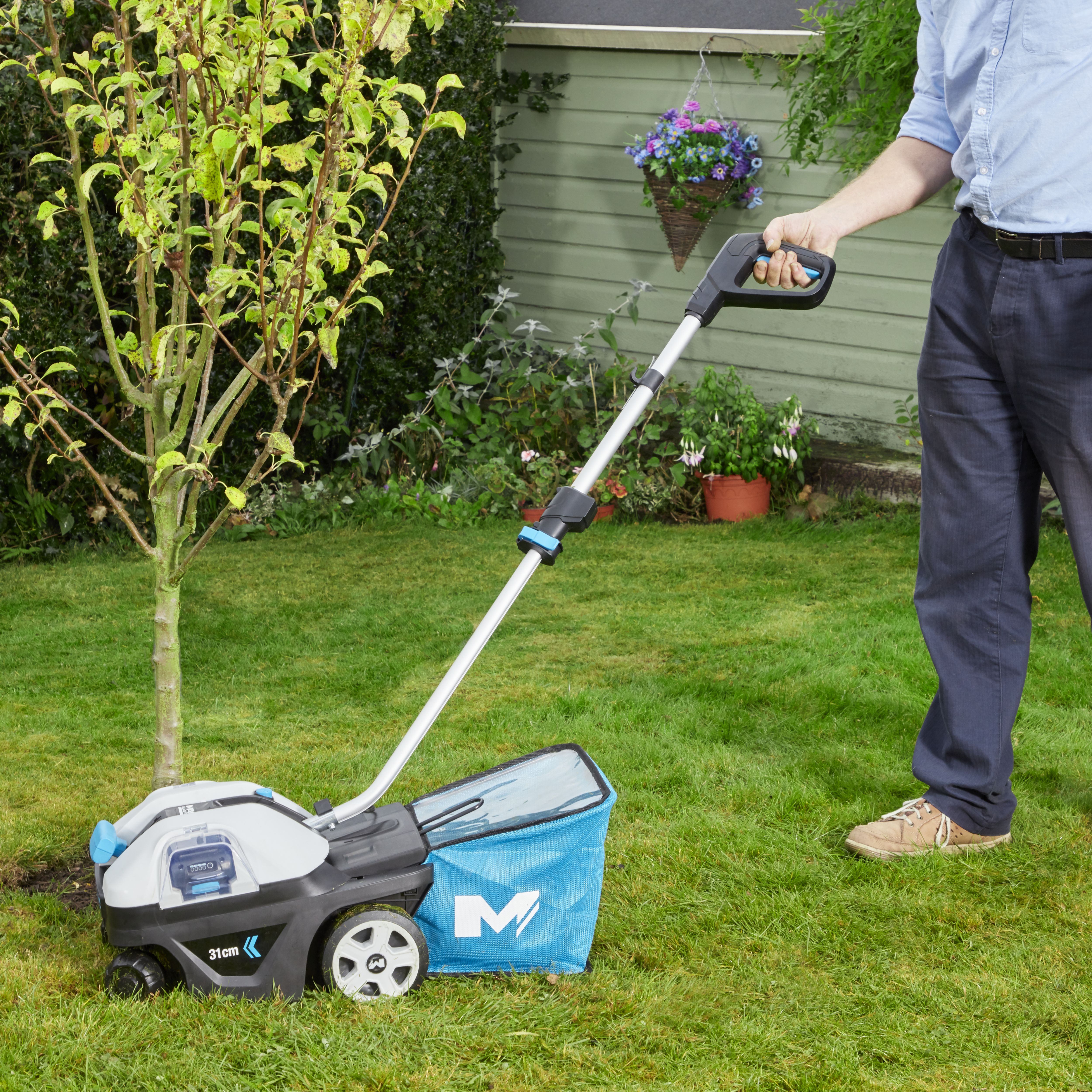 Mac Allister Compact Cordless 18V Lawnmower