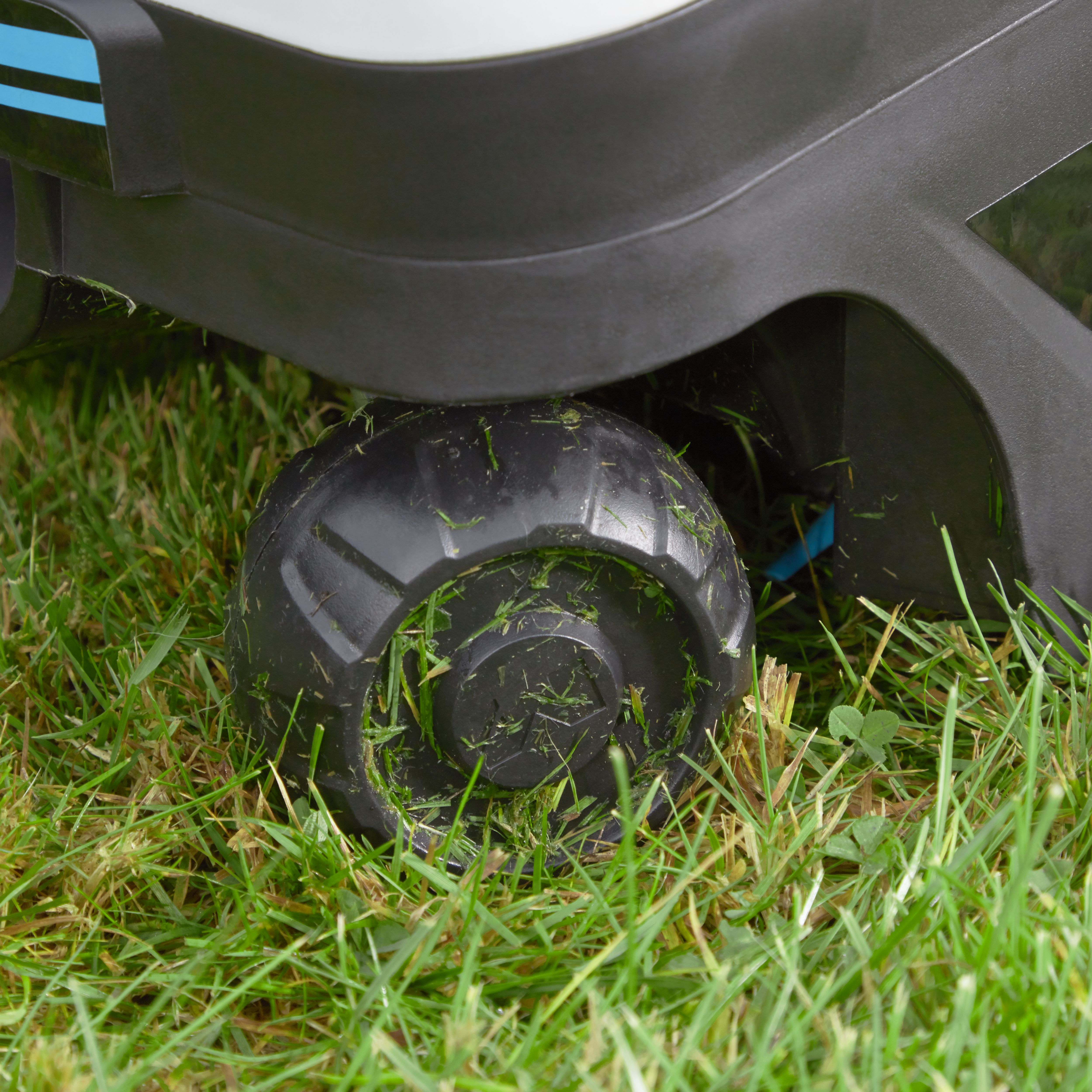 Mac Allister Compact Cordless 18V Lawnmower