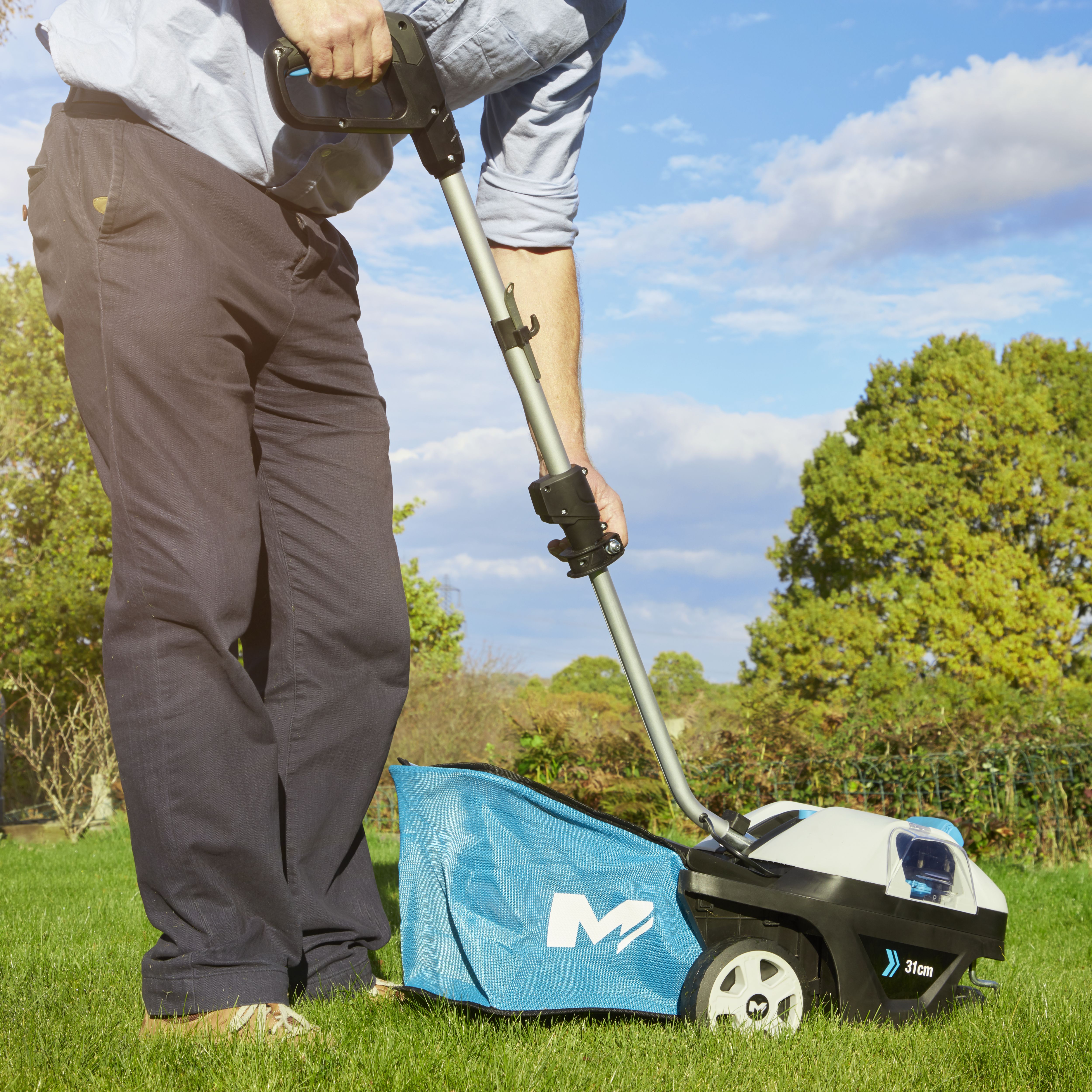 Mac Allister Compact Cordless 18V Lawnmower