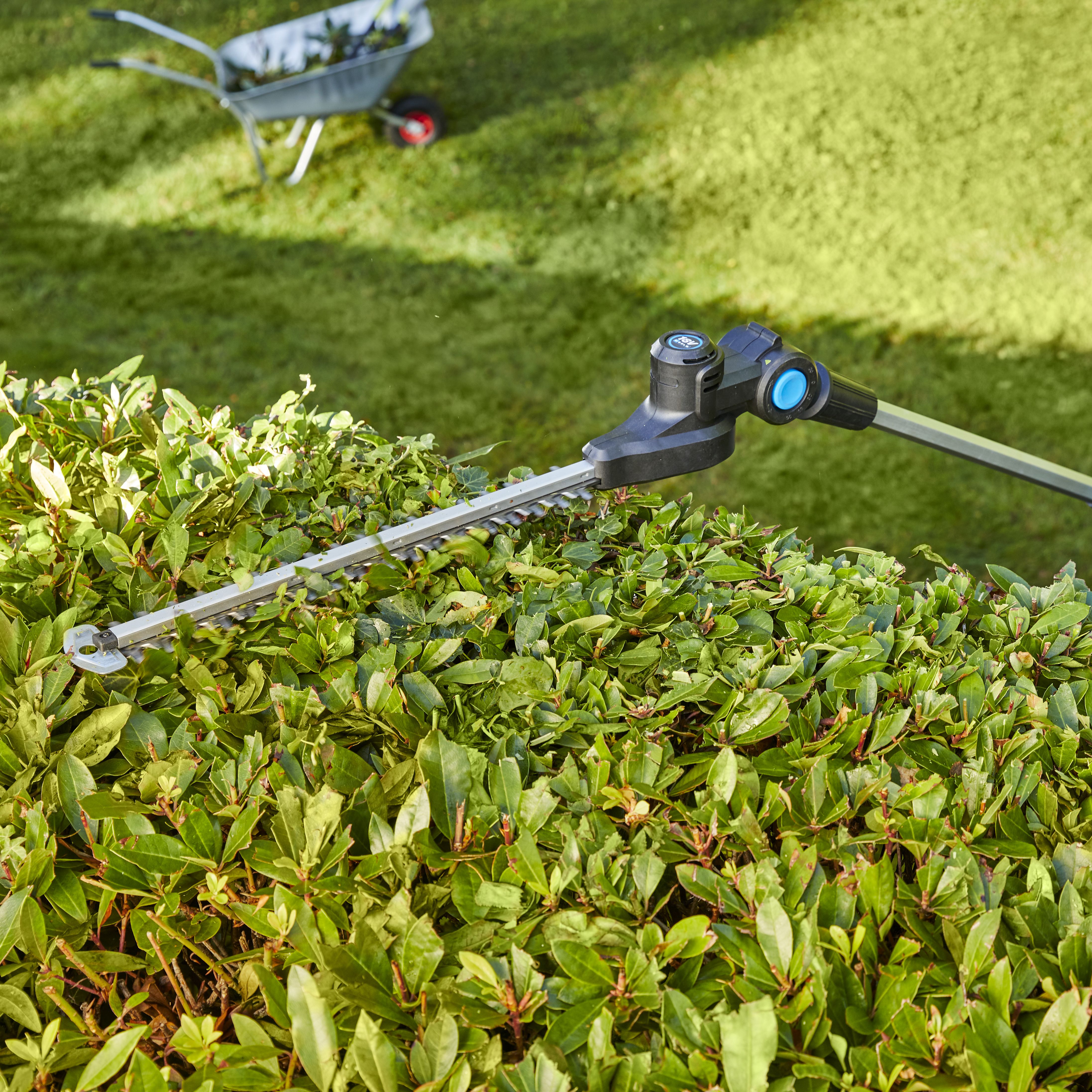 Extendable hedge trimmer b&q sale