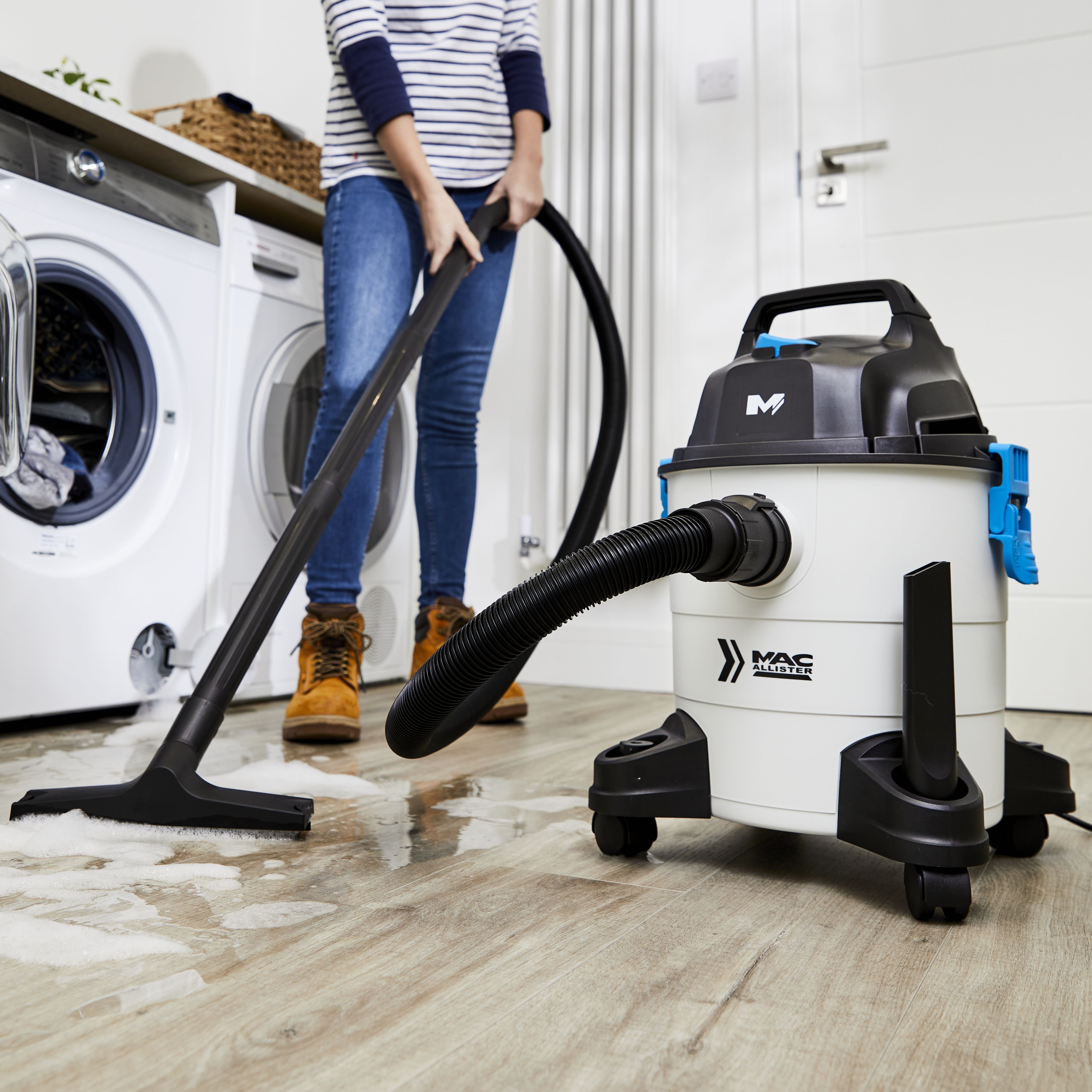 Mac Allister MWDV-16 L-A Corded Wet & dry vacuum, 16L