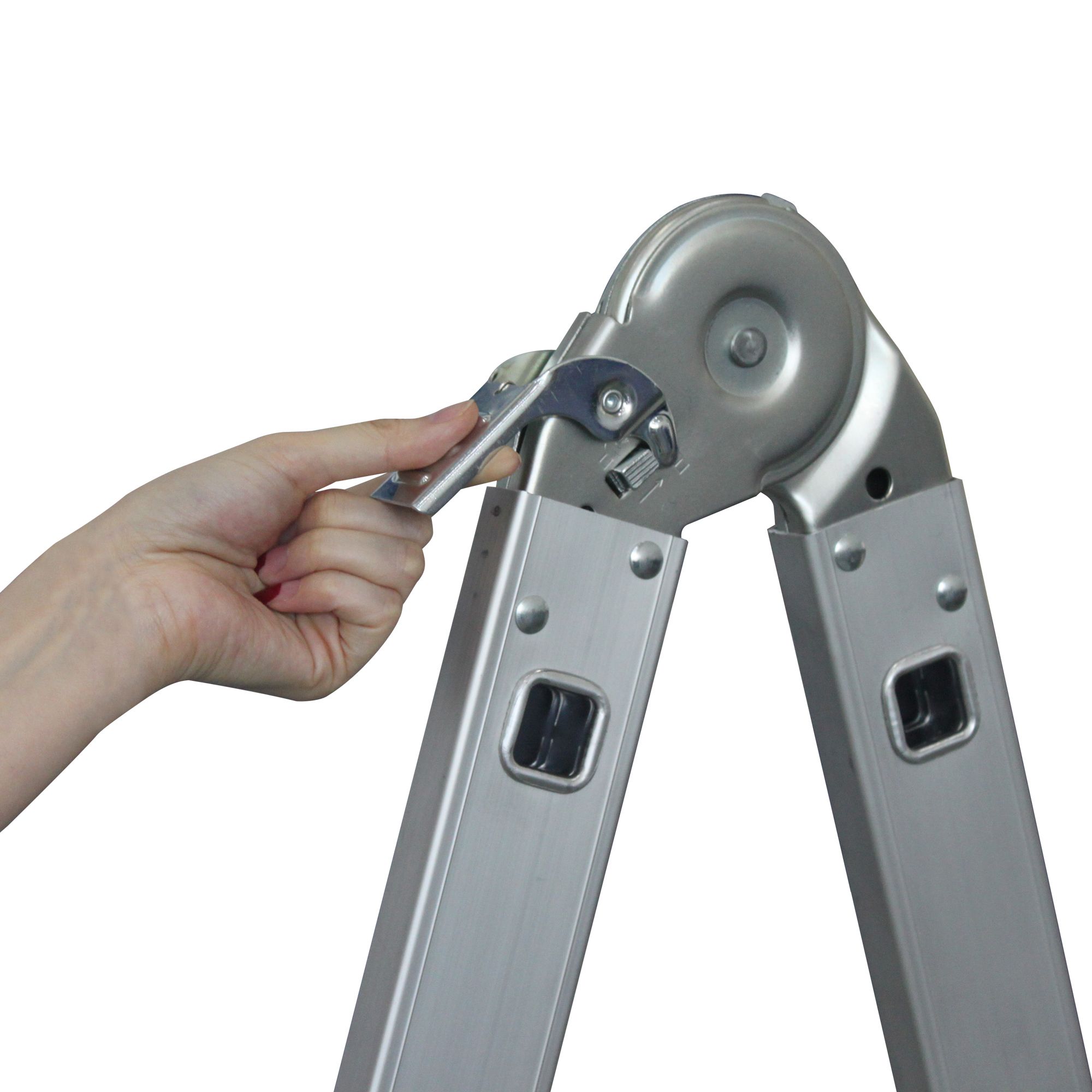 Mac Allister Professional 12 tread Folding Combination ladder - 8