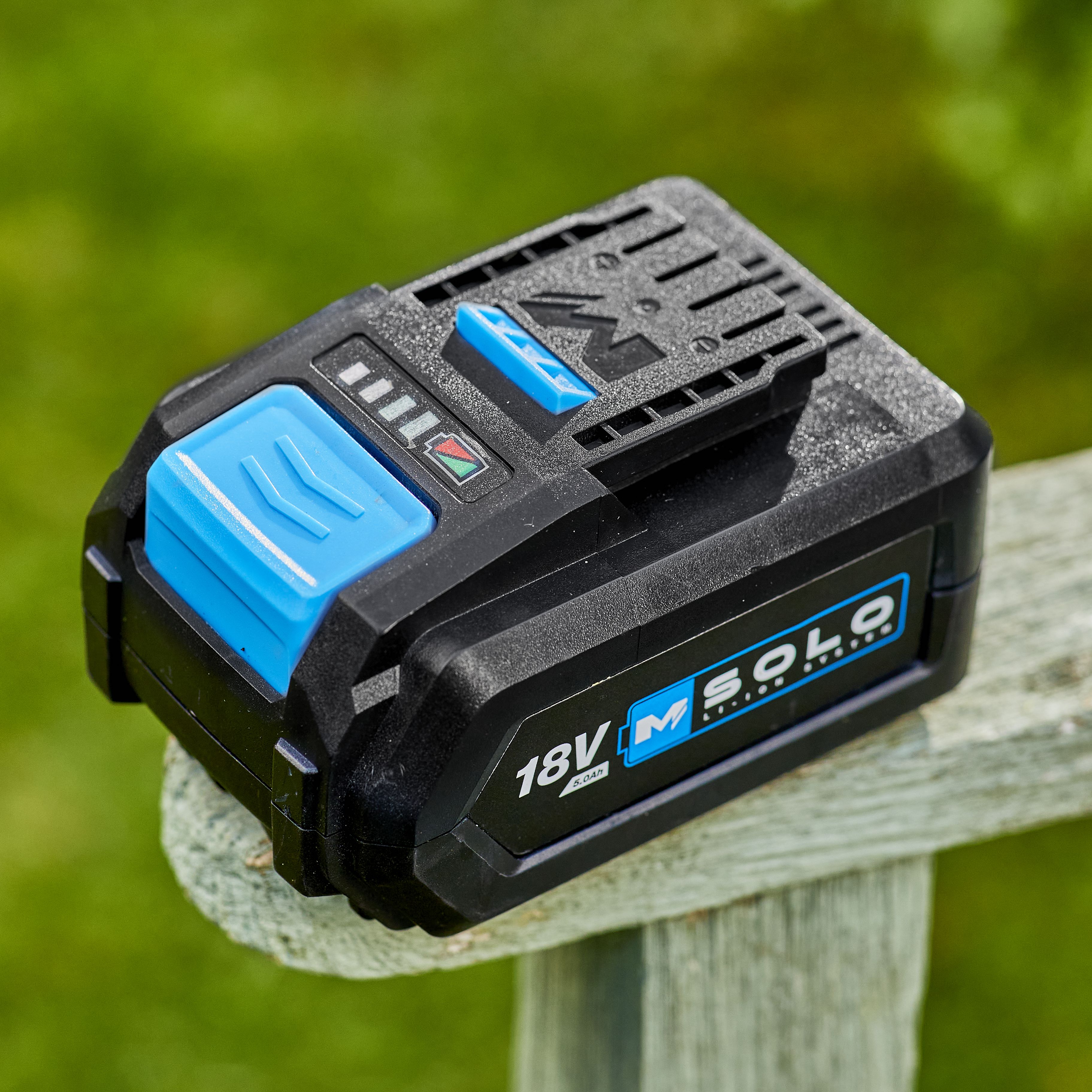 Mac Allister Solo 18V 5Ah Li-ion Battery - MBAT18-5