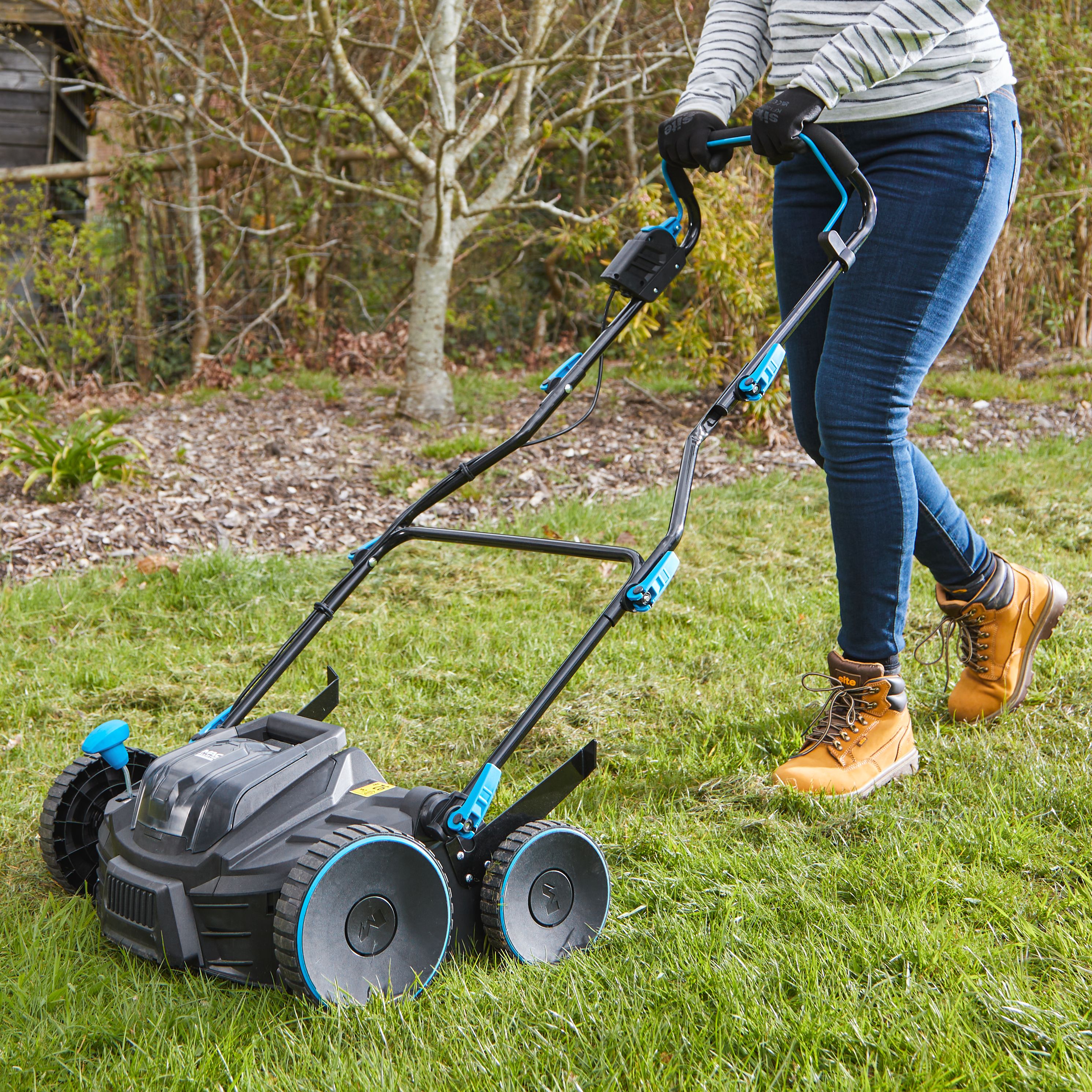 Mac Allister Solo L03-002A Raker & scarifier