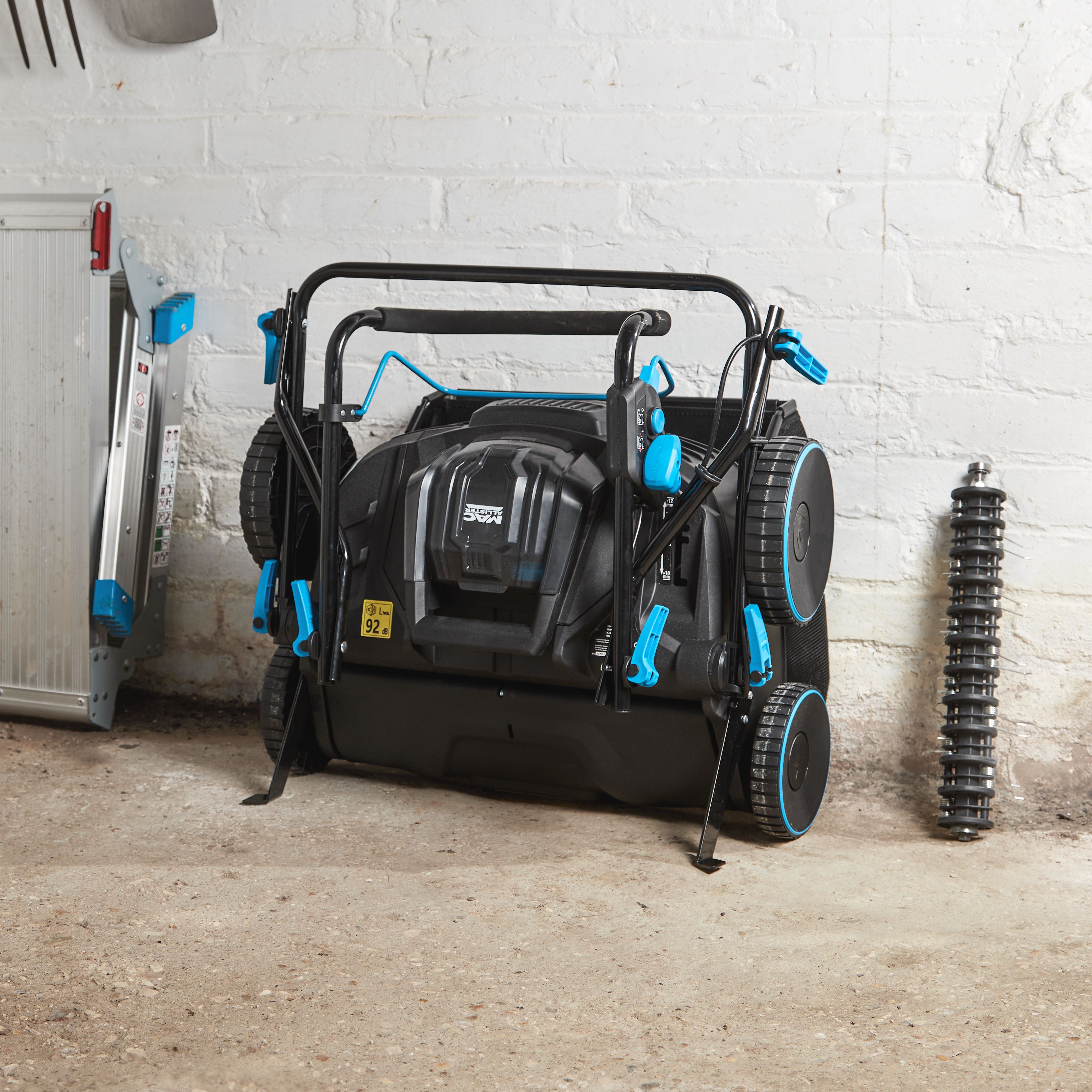 Mac Allister Solo L03-002A Raker & scarifier