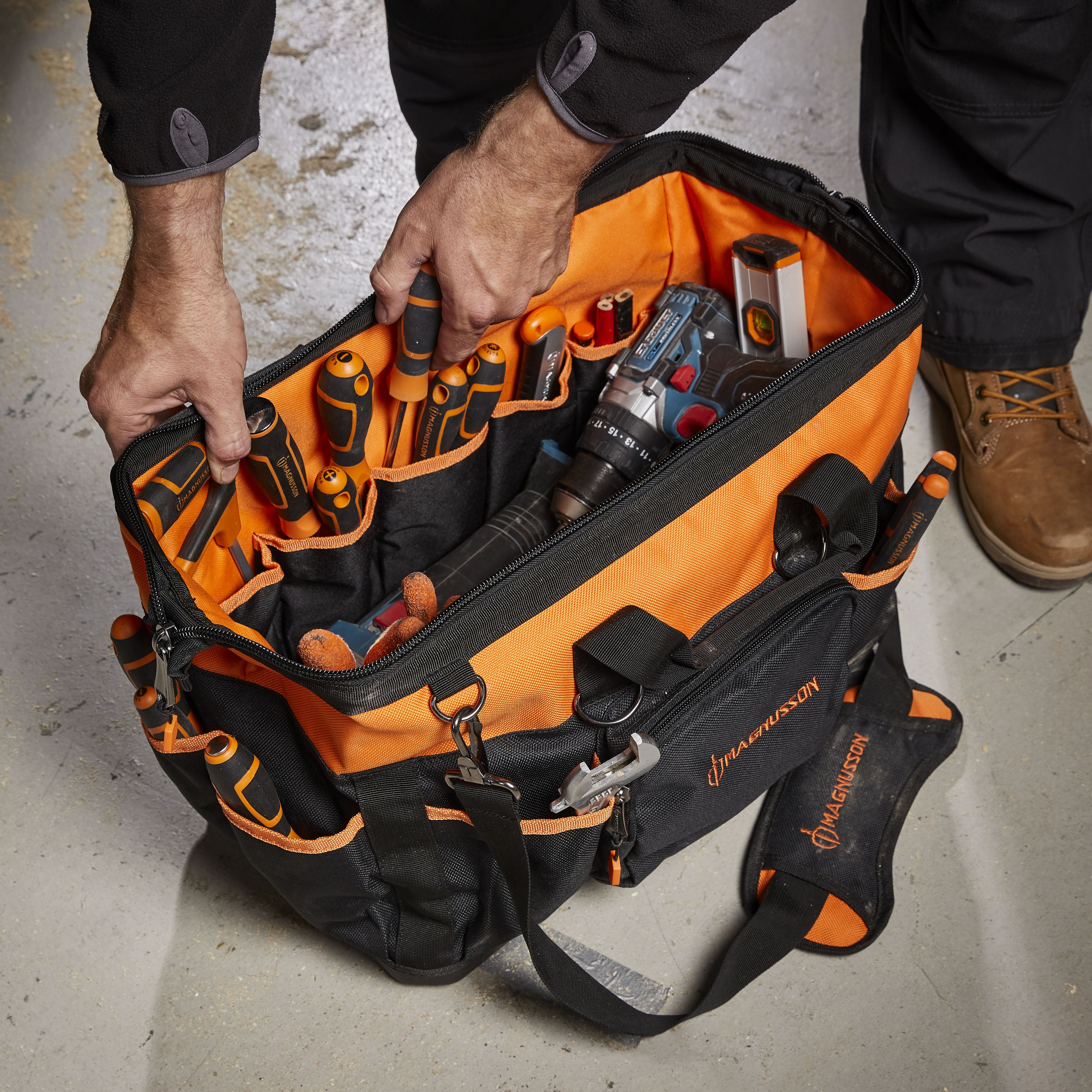 Magnusson Hard base tool bag (L)500mm - 5