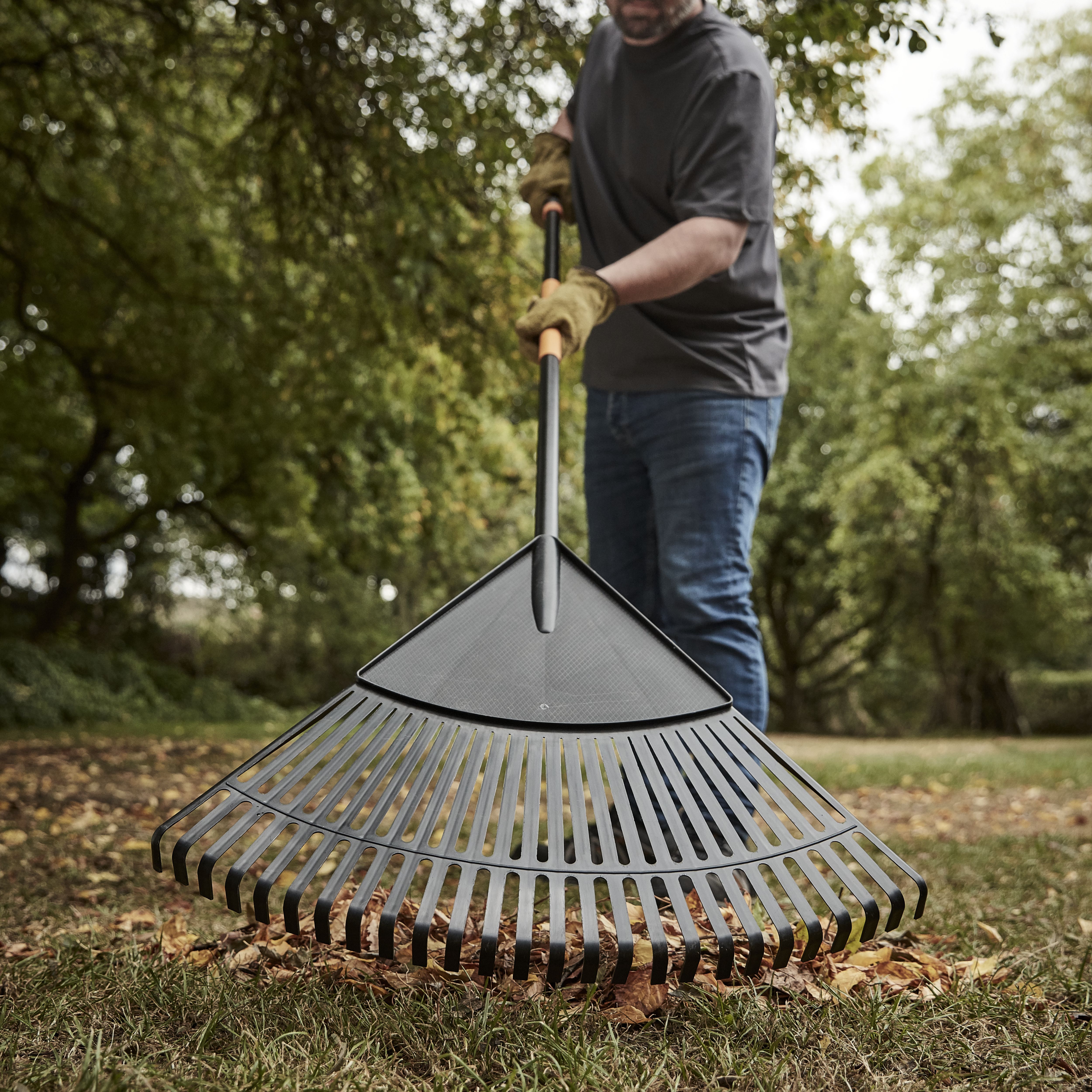 Extra large deals leaf rake