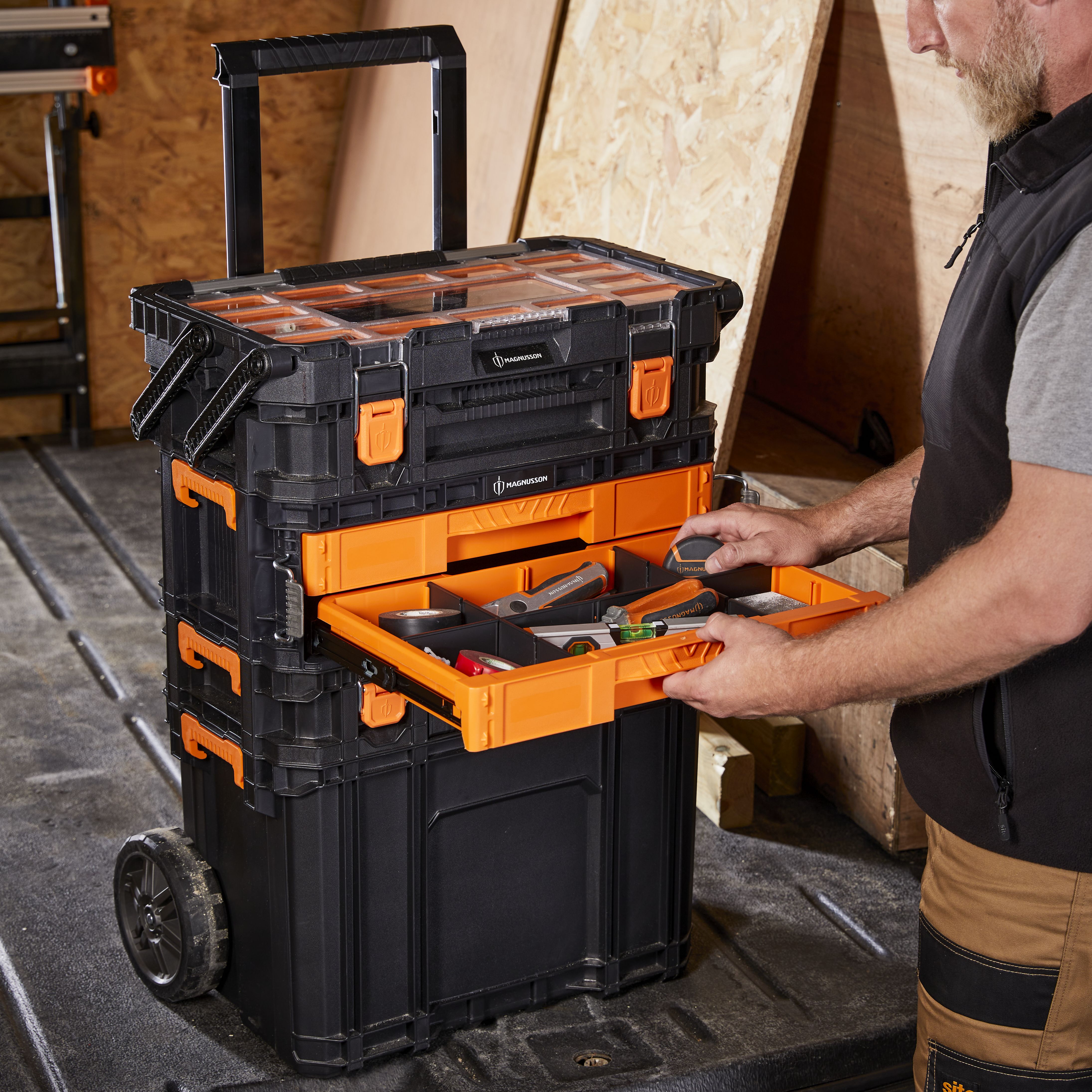 Magnusson Stakkur Black 21.34in Drawer system chest