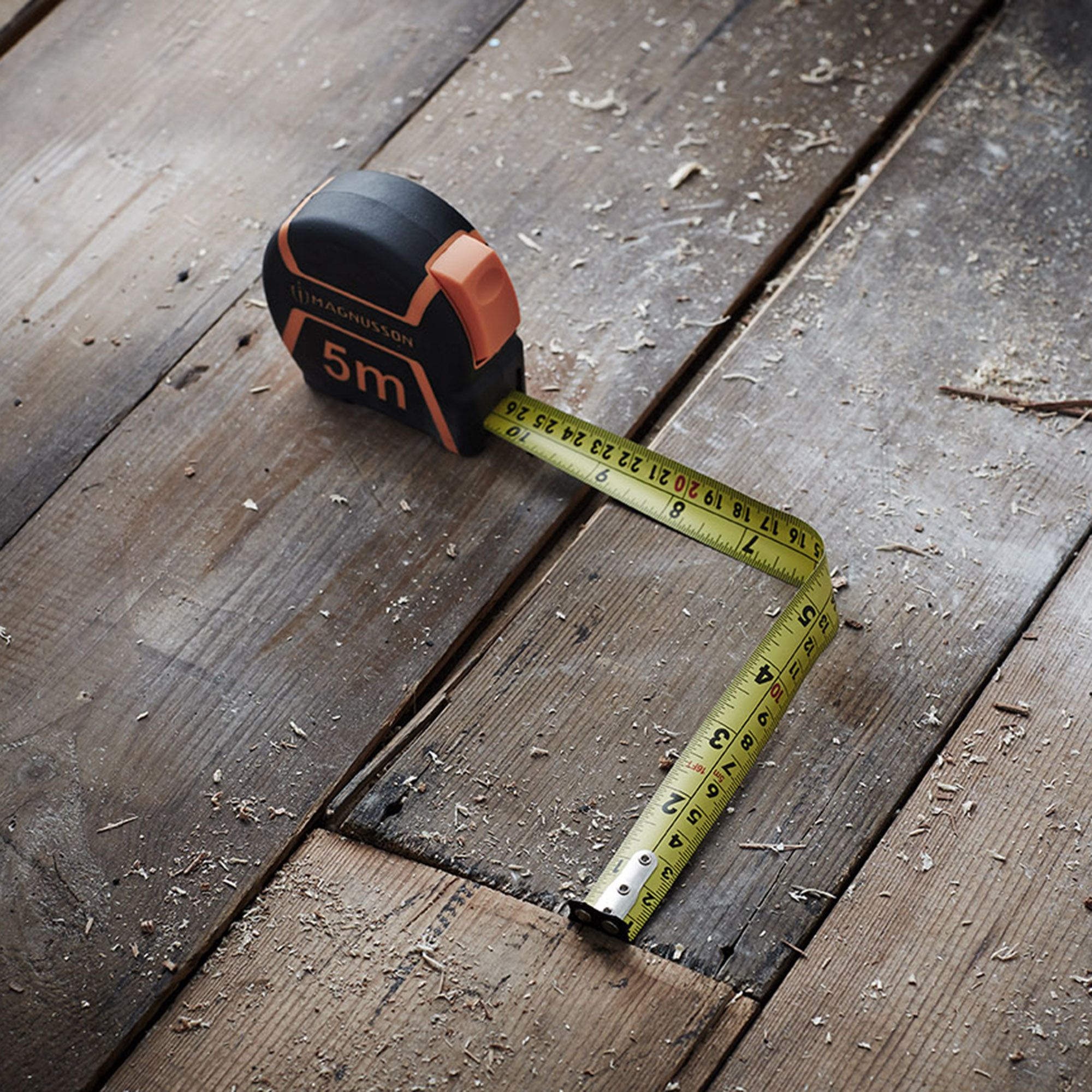 B&q tape shop measure