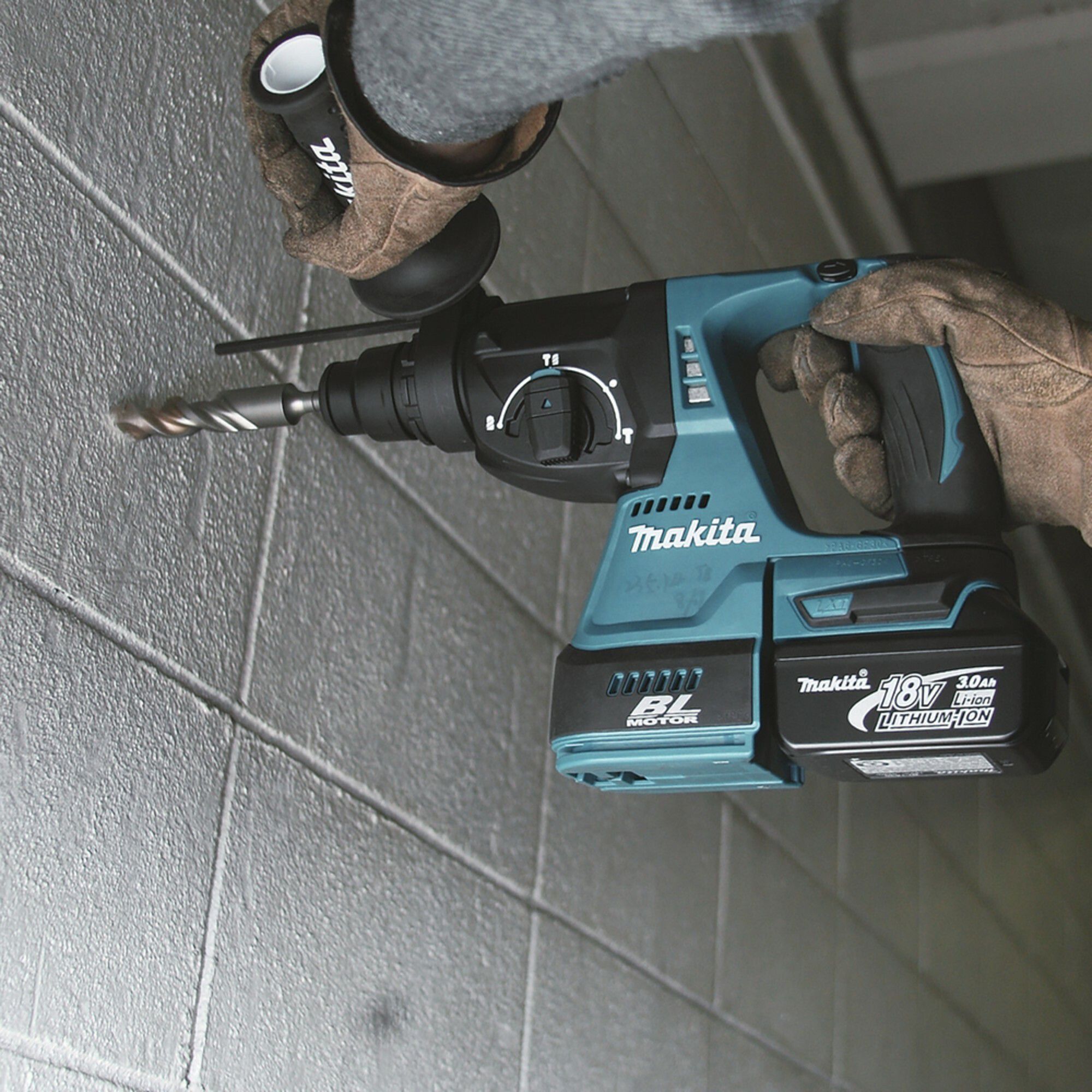 Makita 18V LXT Cordless SDS+ drill (Bare Tool) - DHR242Z