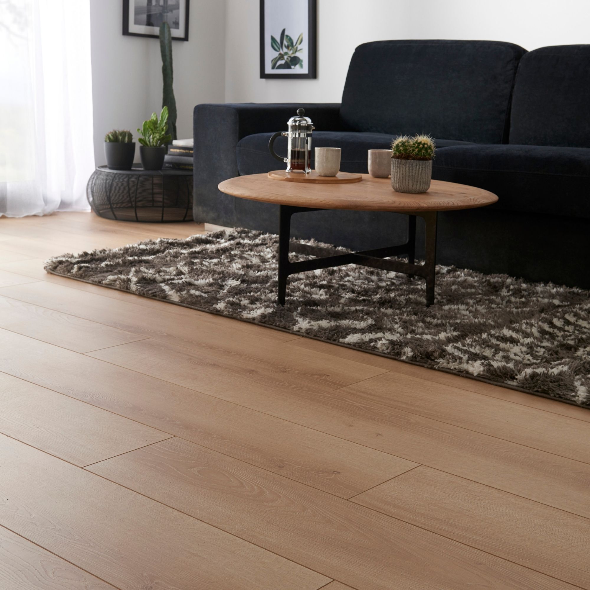Malton Natural Gloss Oak effect Laminate Flooring Sample - 4